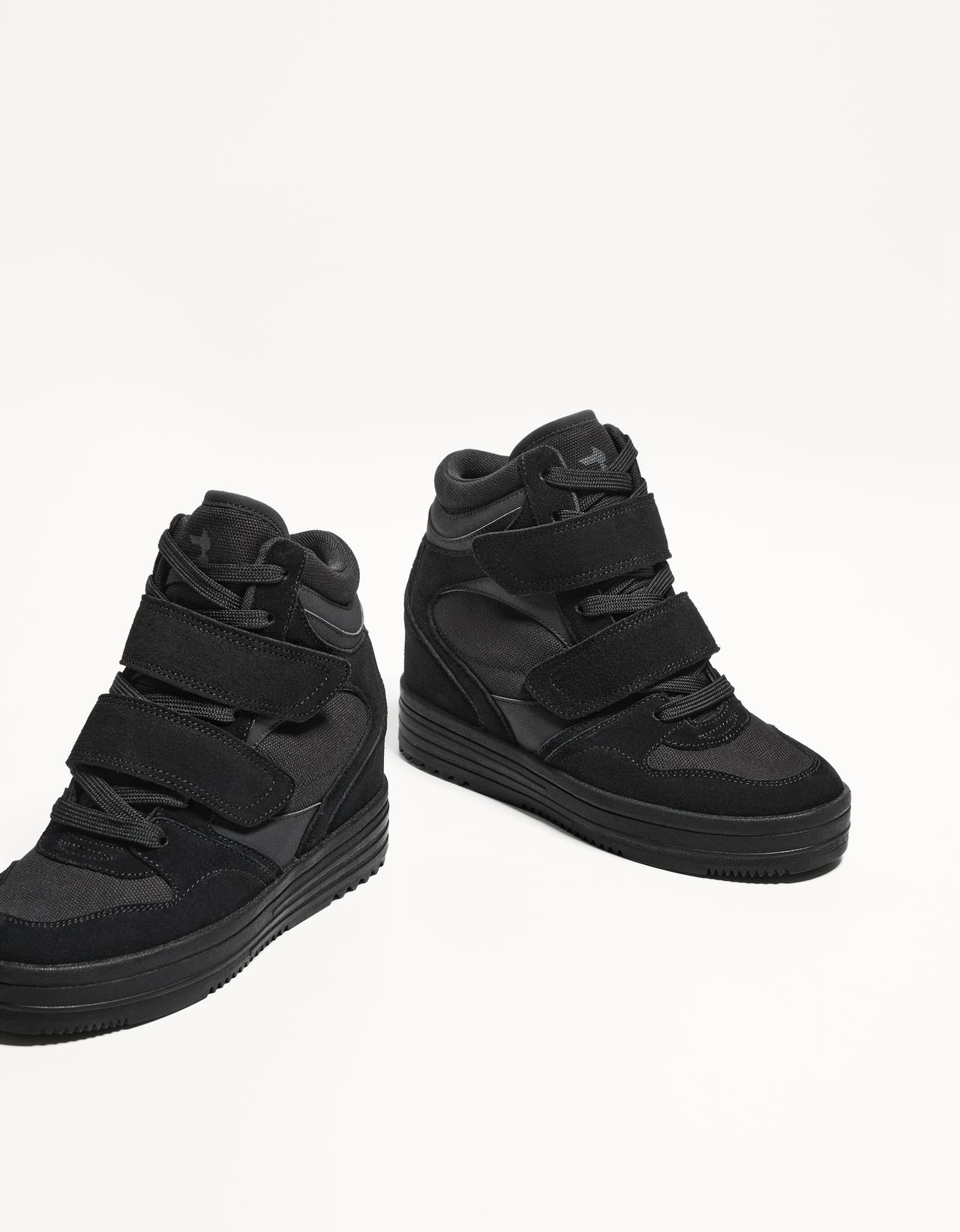 High-top sneakers with internal wedge — BLACK