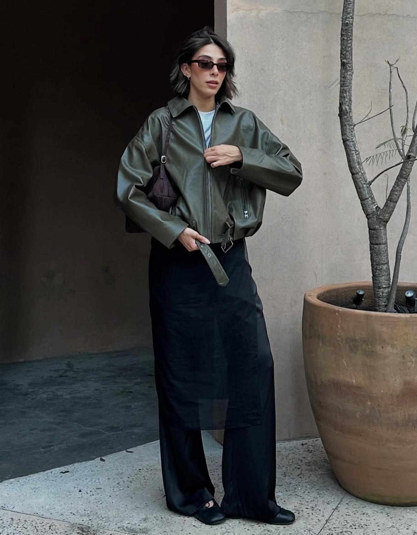 Bershka kurtka bomber ze sztucznej skóry z paskiem khaki