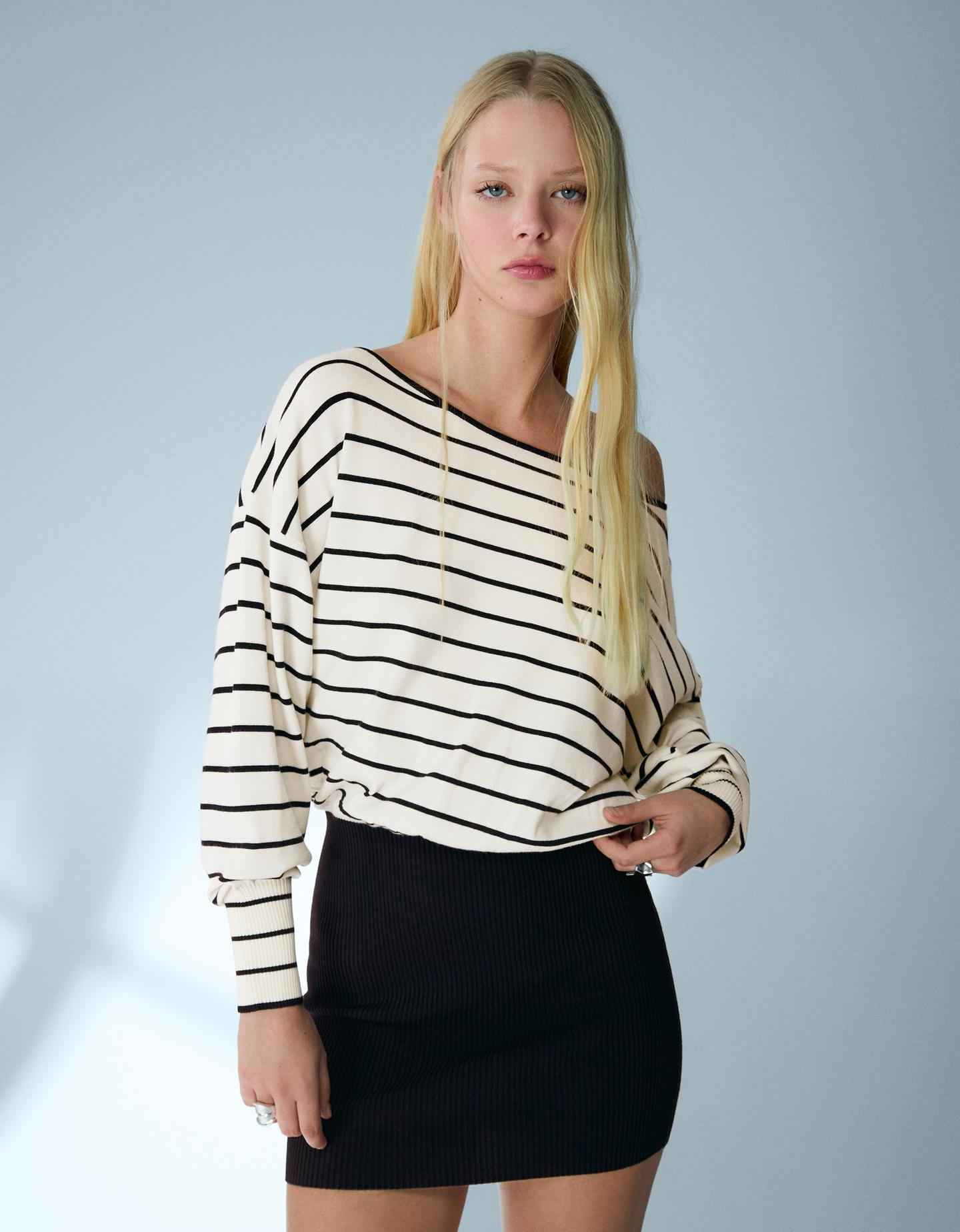 Bershka asymetryczna sukienka mini z ribu czarny