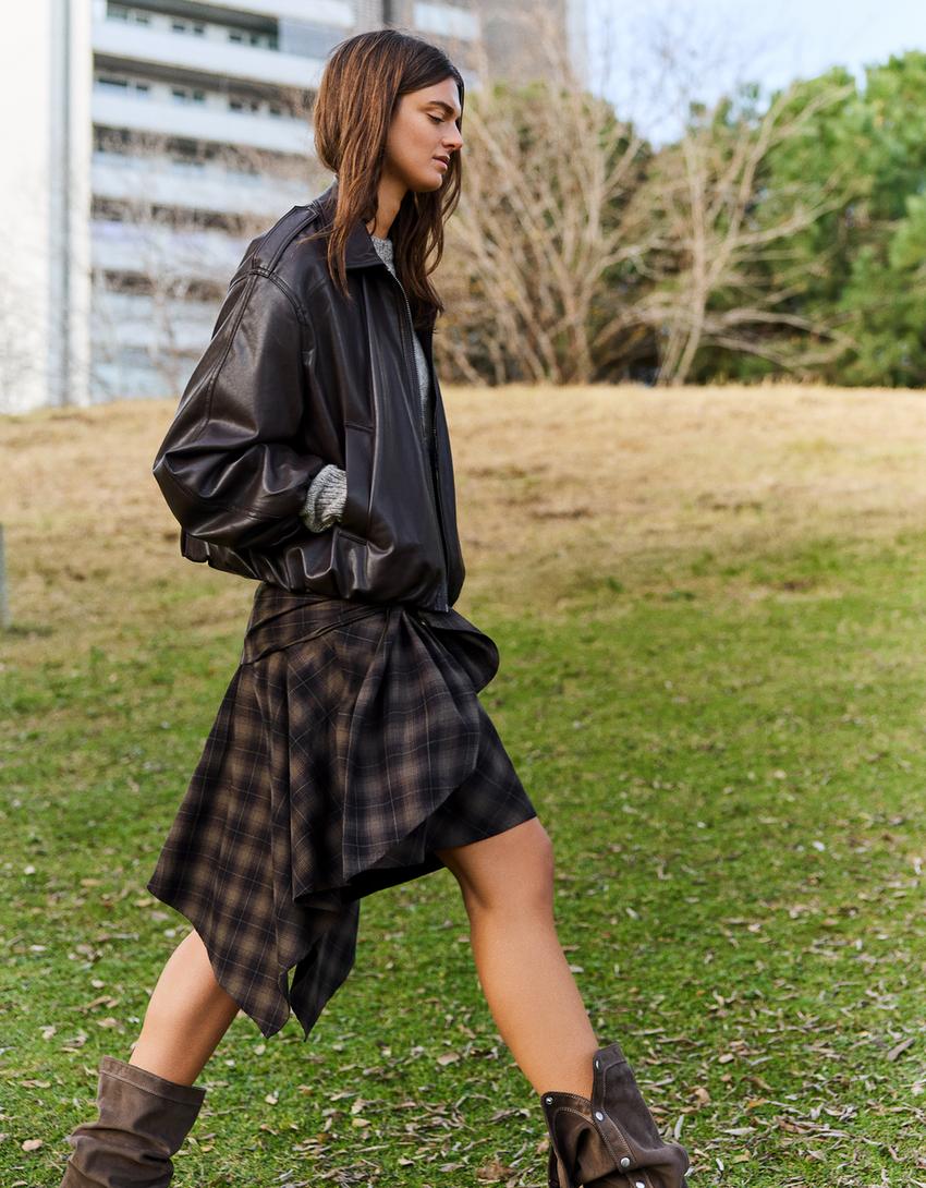 Saia midi com laçada estampada-Marrom