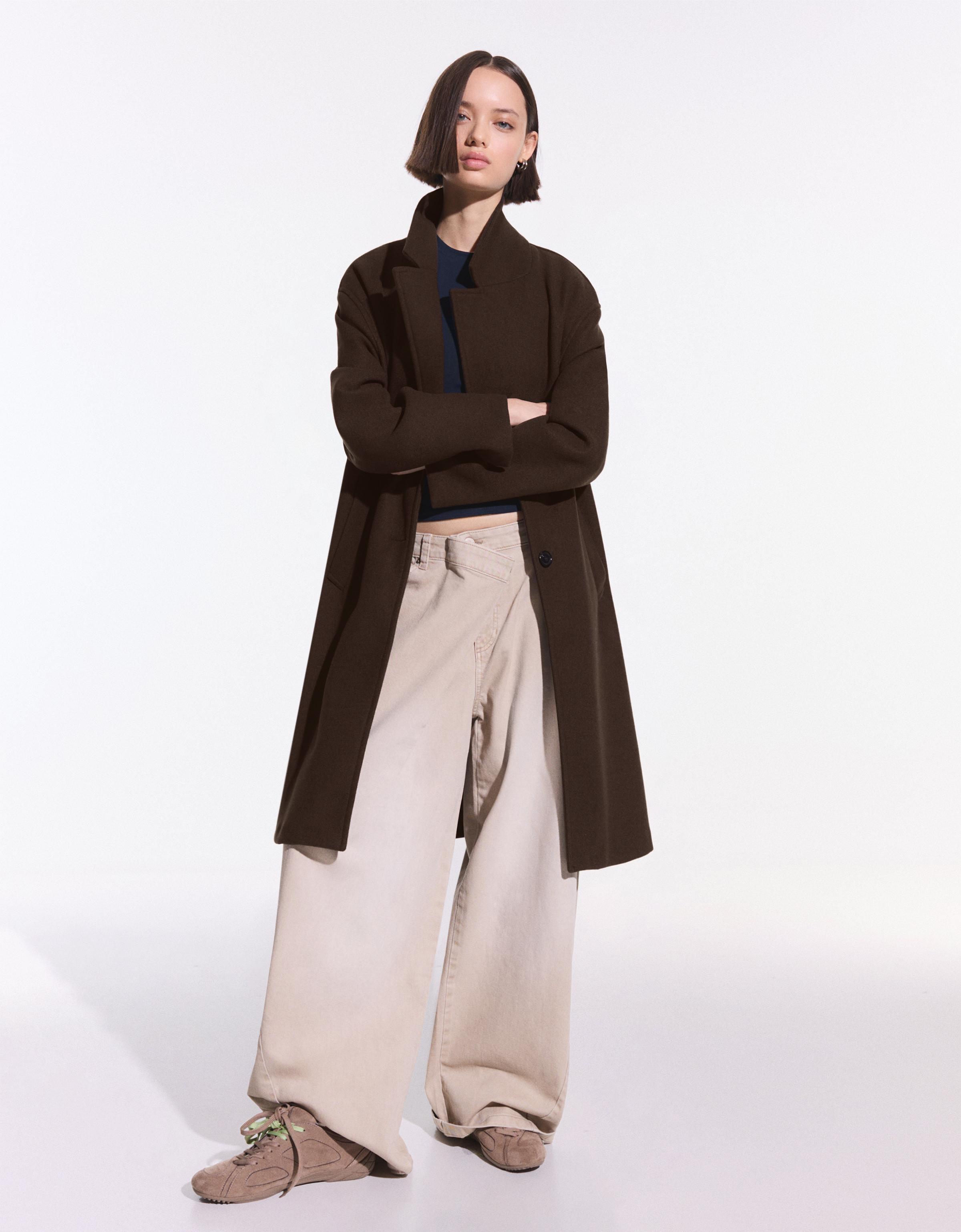 Soft-touch long coat — Brown