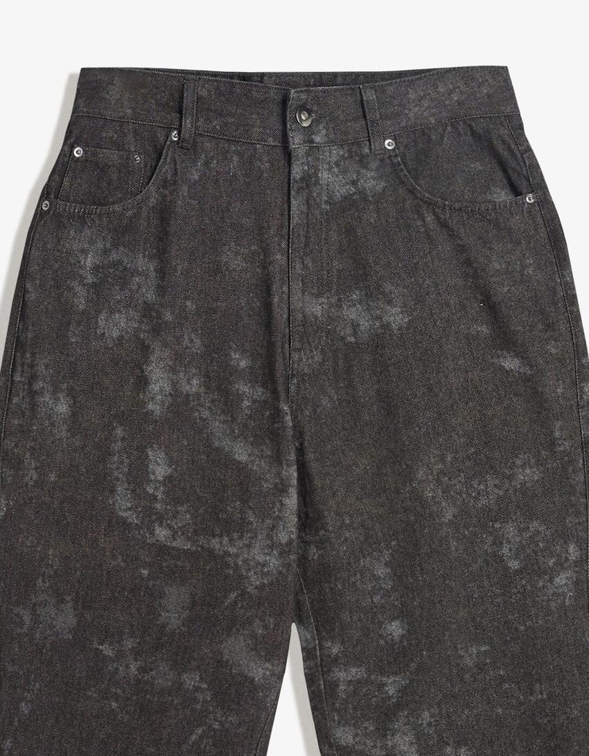 Super vrećaste pantalone sa printom-Crna-2