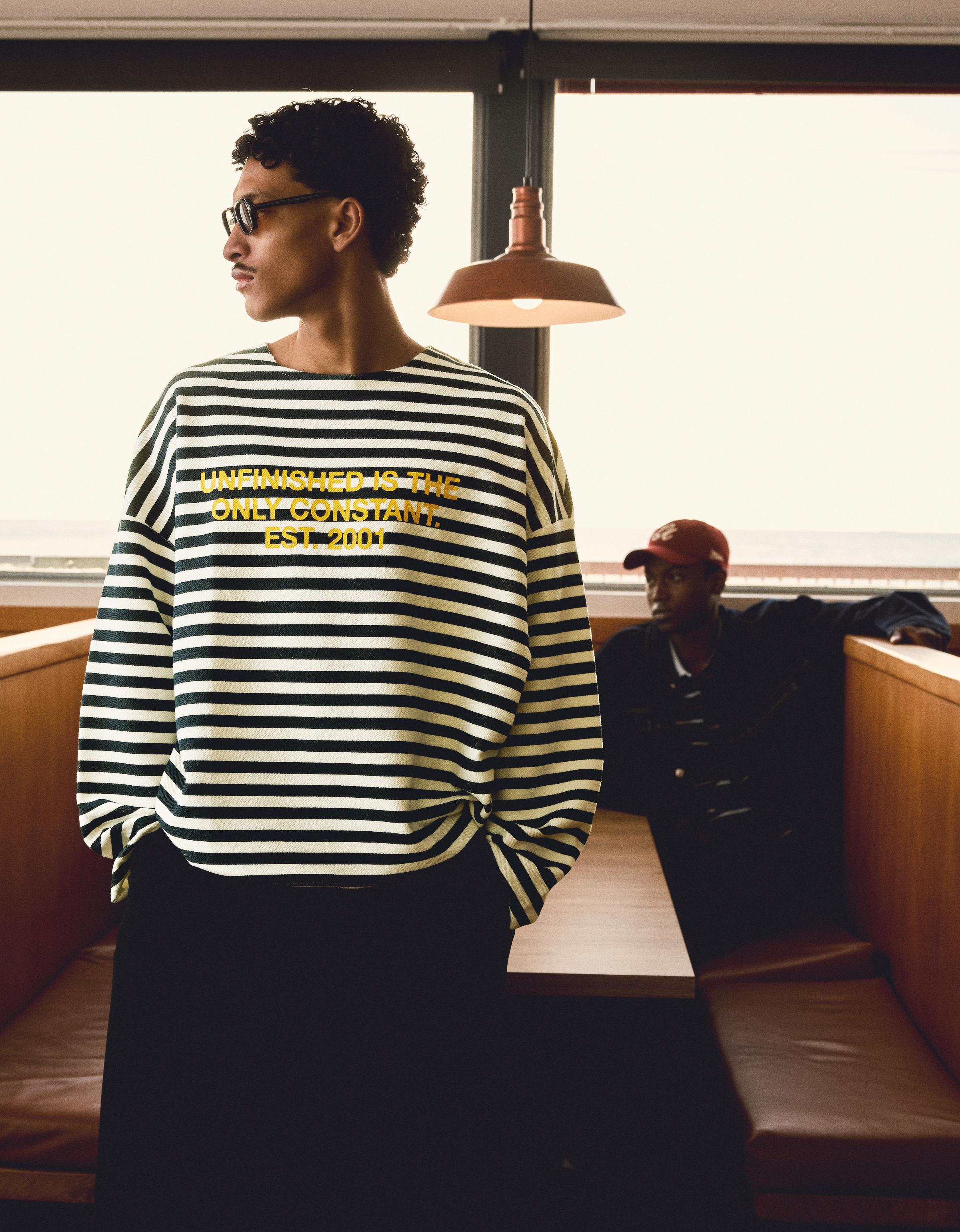 Çizgili bisiklet yaka sweatshirt - Görsel 29