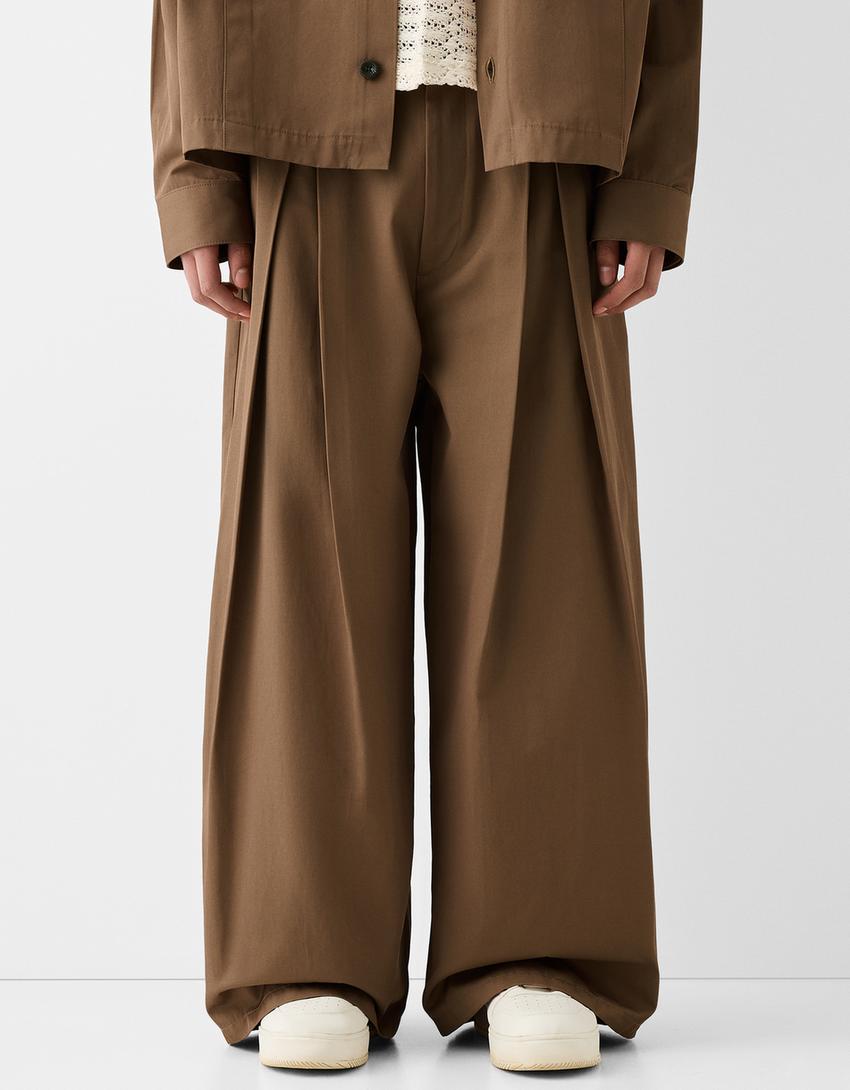 Tailored flared trousers with darts-Brown-1