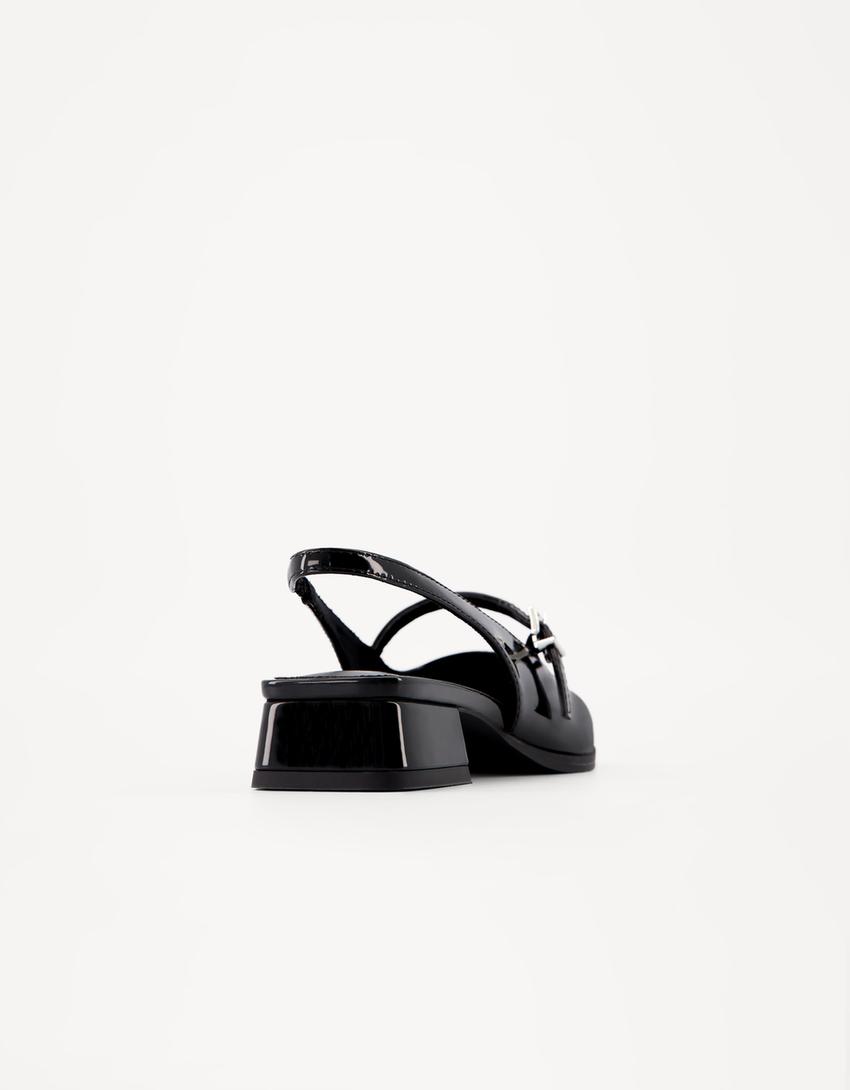 Балетки на широком каблуке с пряжкой-Черный