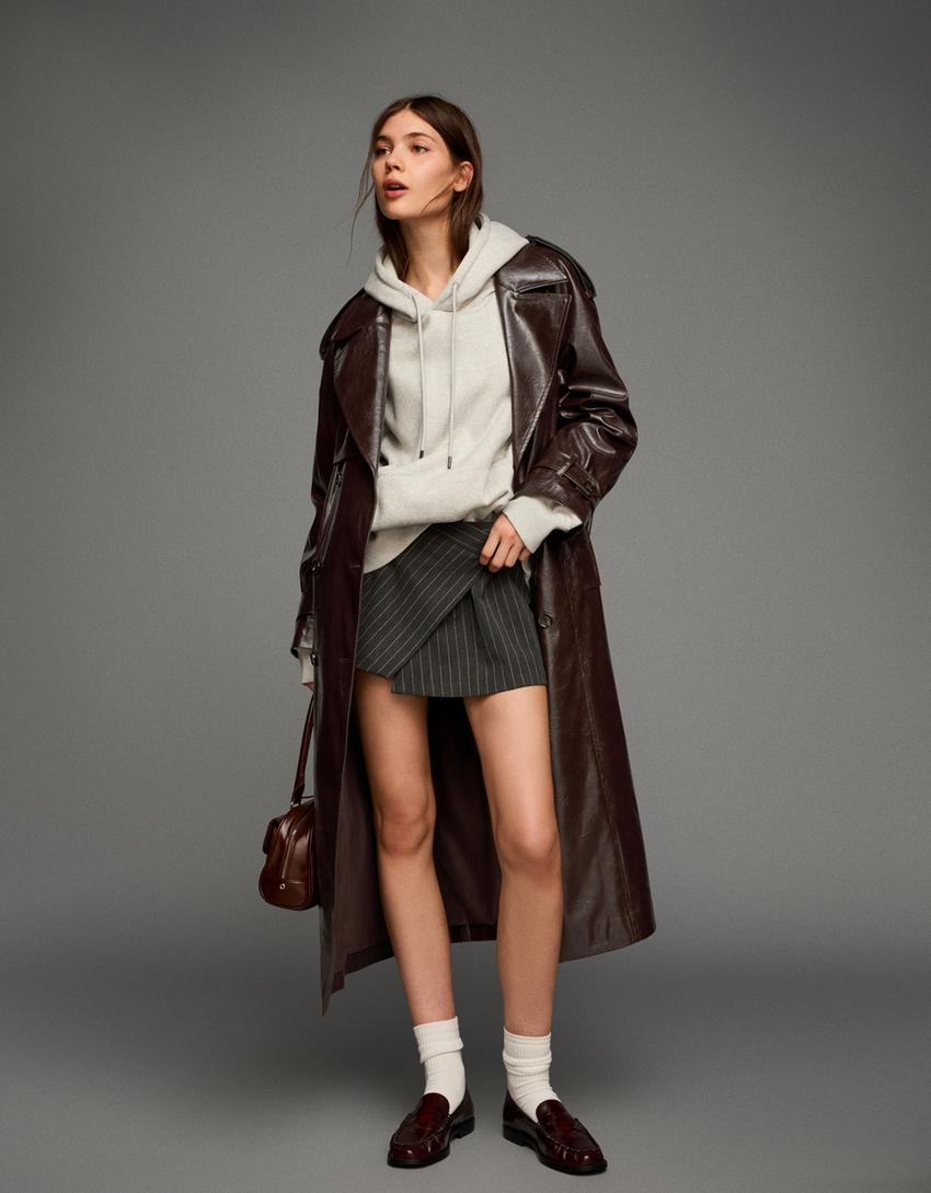 Oversized trenchcoat met leereffect-Bruin