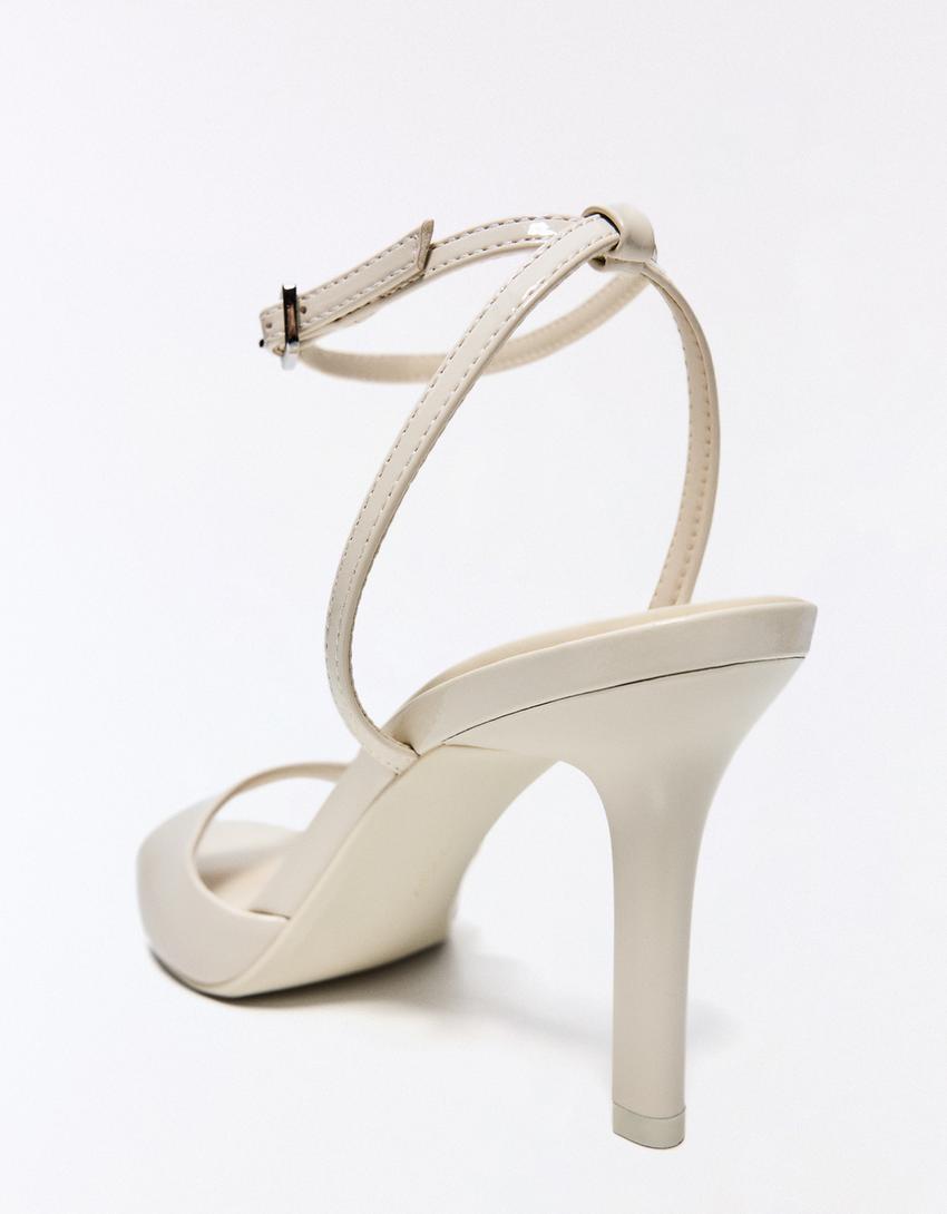 Sandales à talon bride cheville-Écru