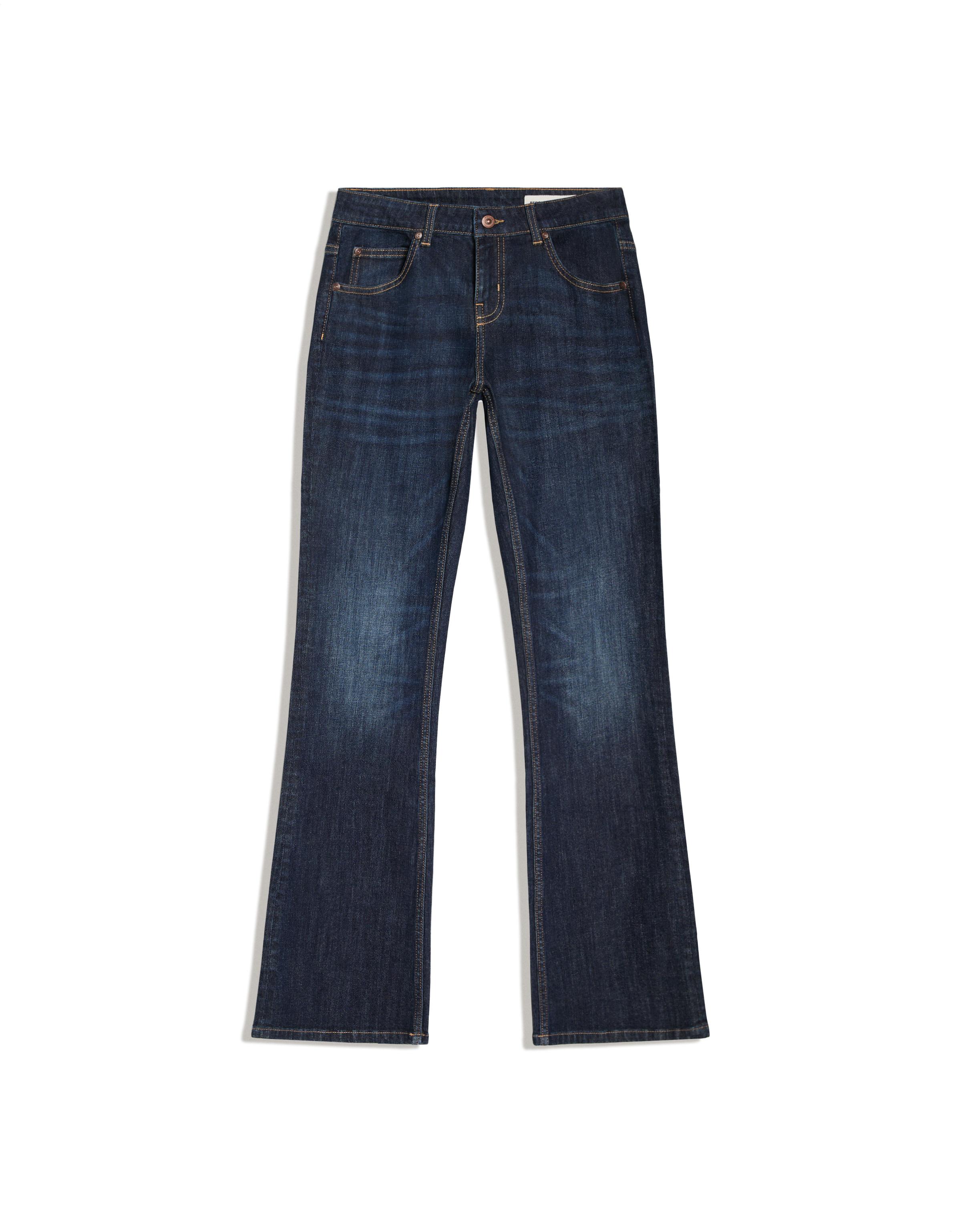 Low-rise slim fit boot-cut jeans — Blue