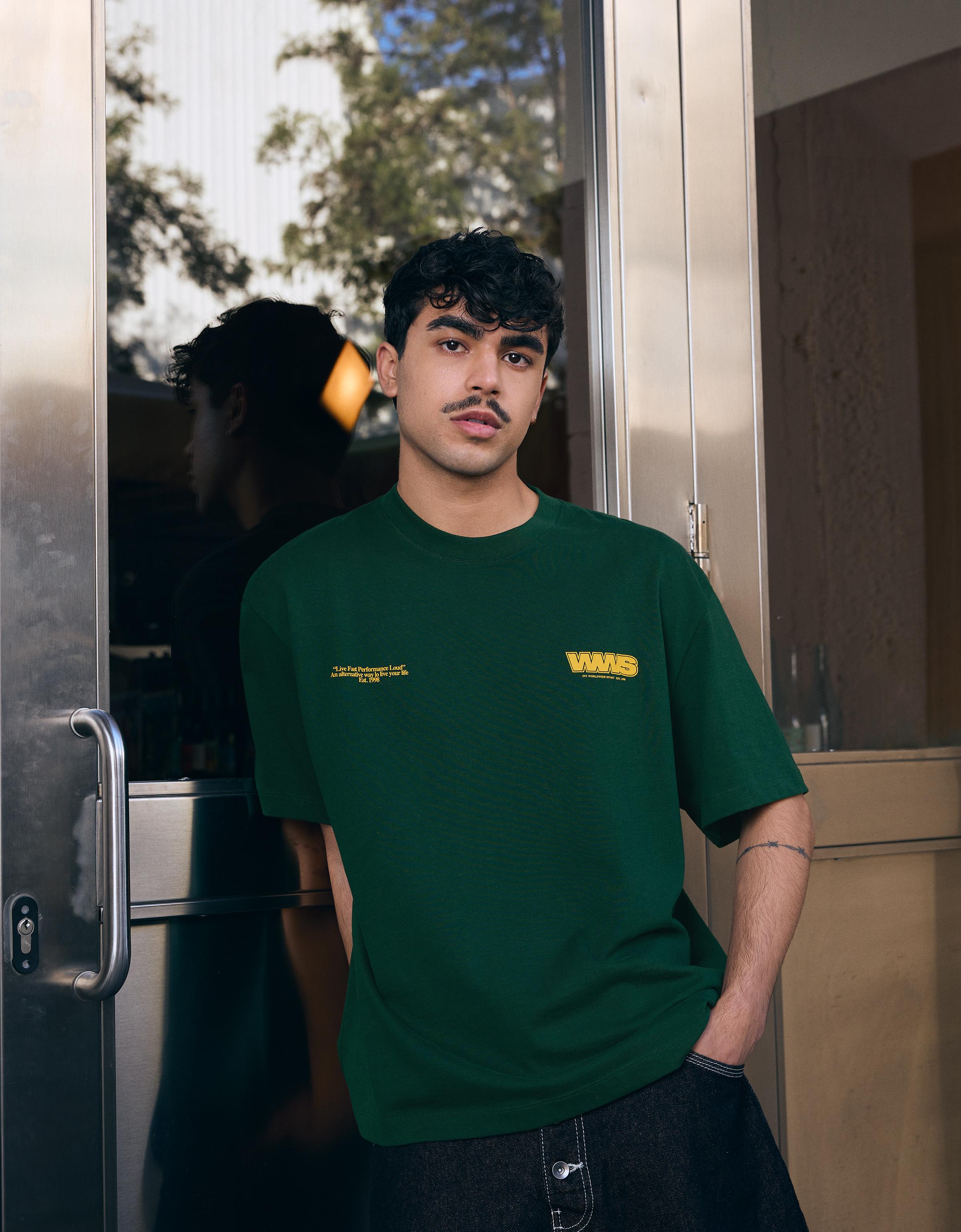 Bershka T-Shirt Mit Kurzen Ärmeln Und Print Herren Xl Grün