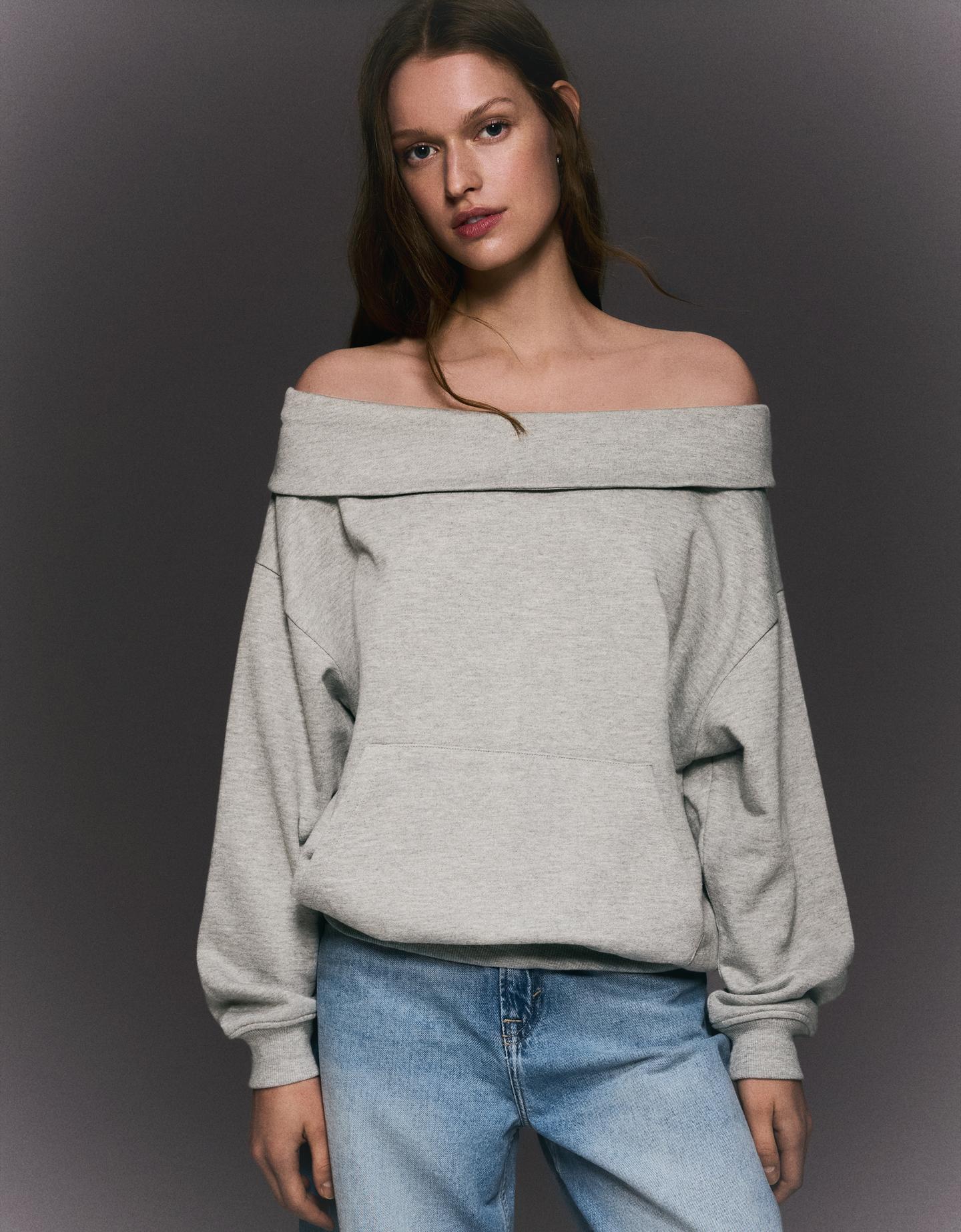 Bershka sweter hiszpanka z długim rękawem szary