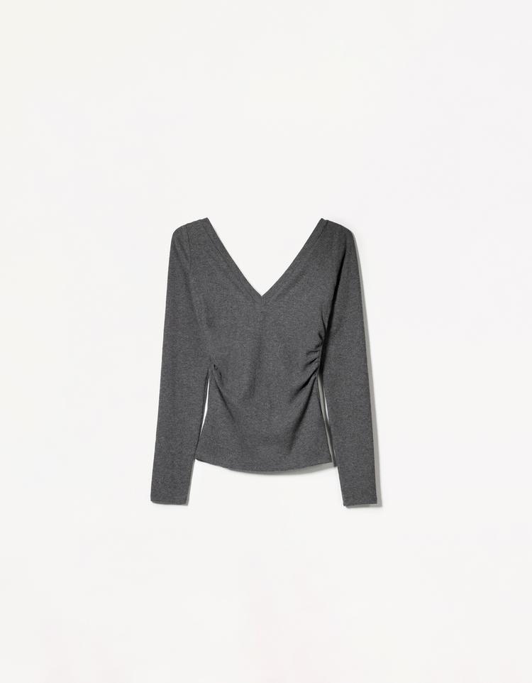 Long sleeve T-shirt with gathered V-neck