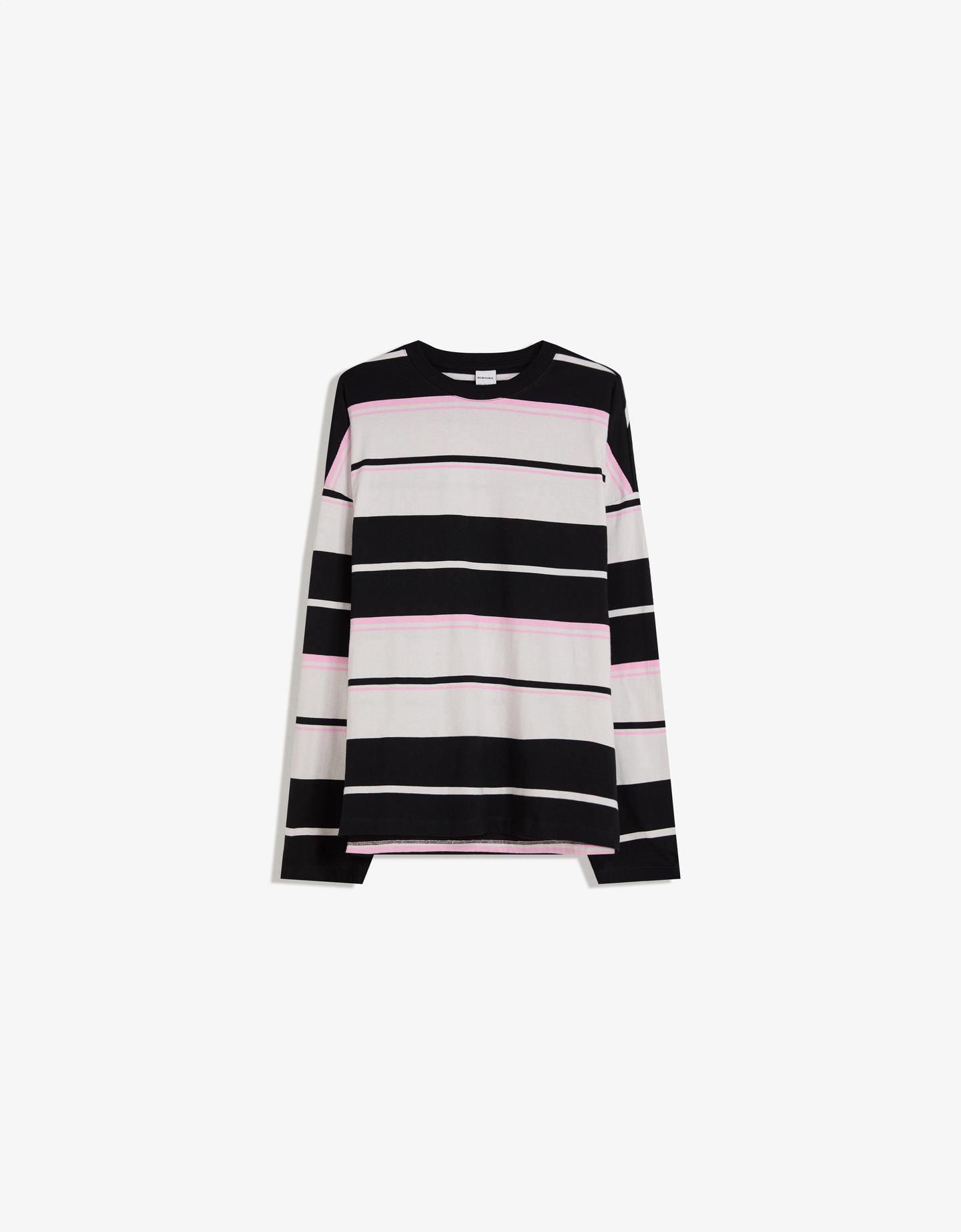 Bershka koszulka oversize z długim rękawem czarny