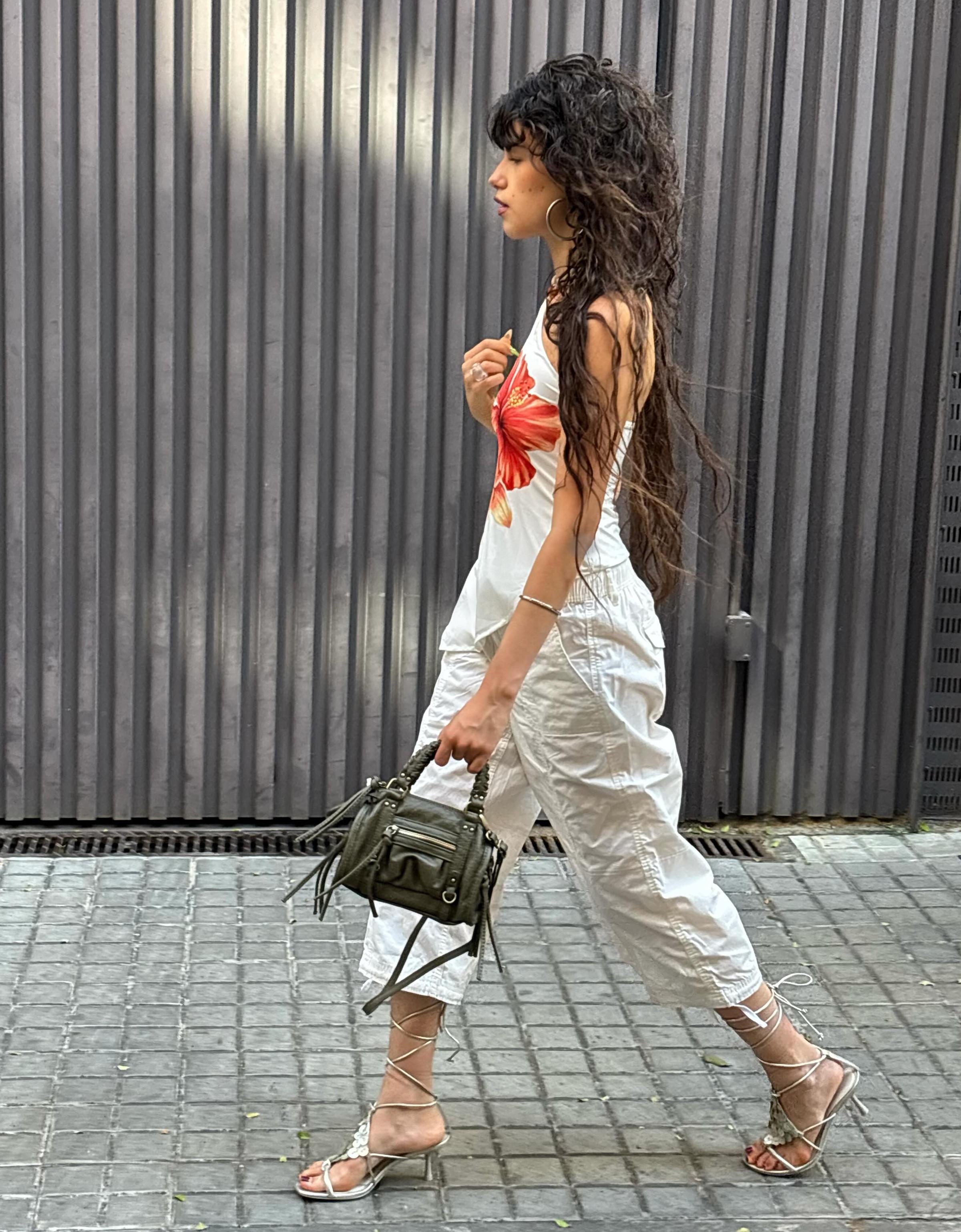 Bershka Desenli halter yaka top görsel 6