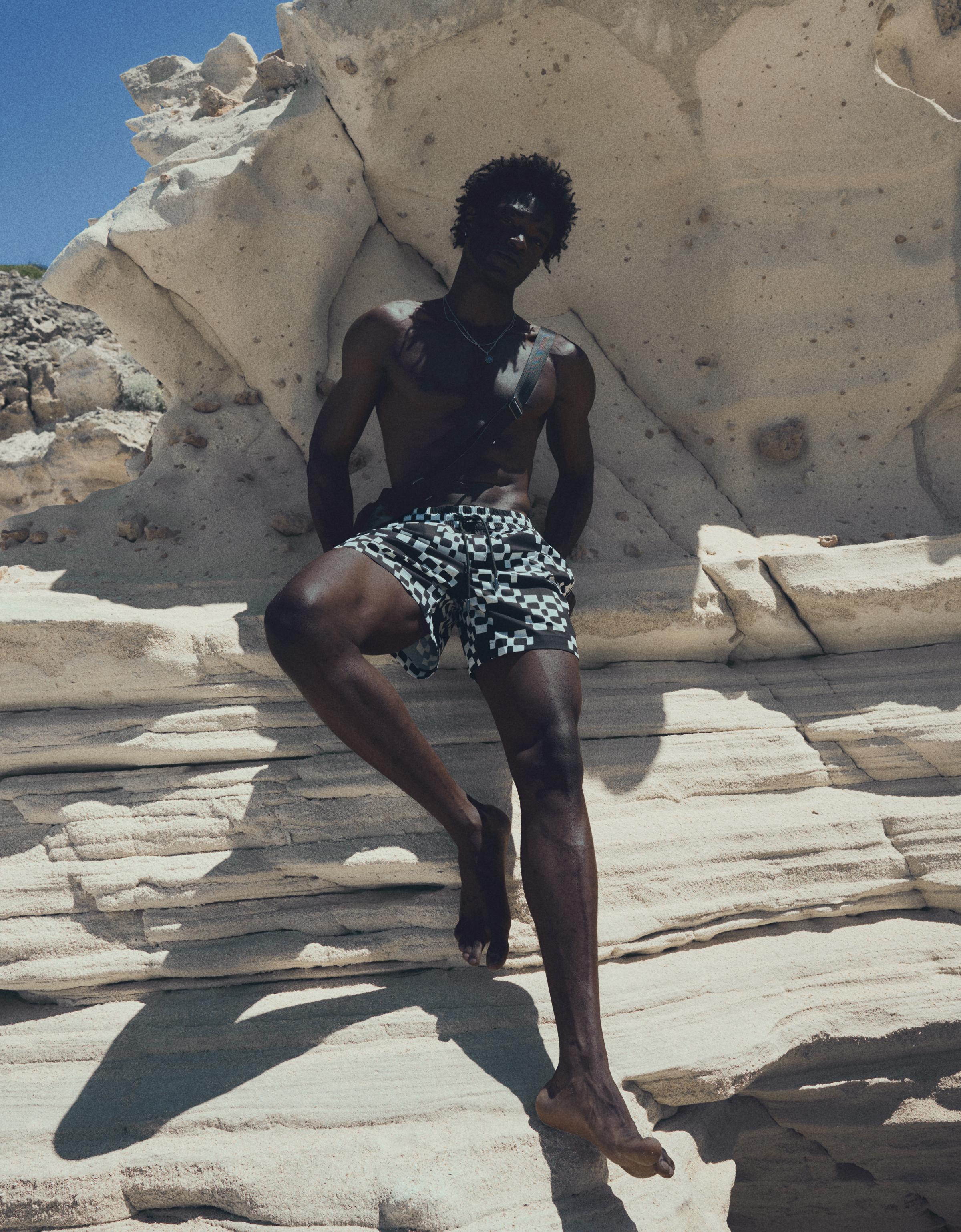 Boxy print swimsuit — White / Black