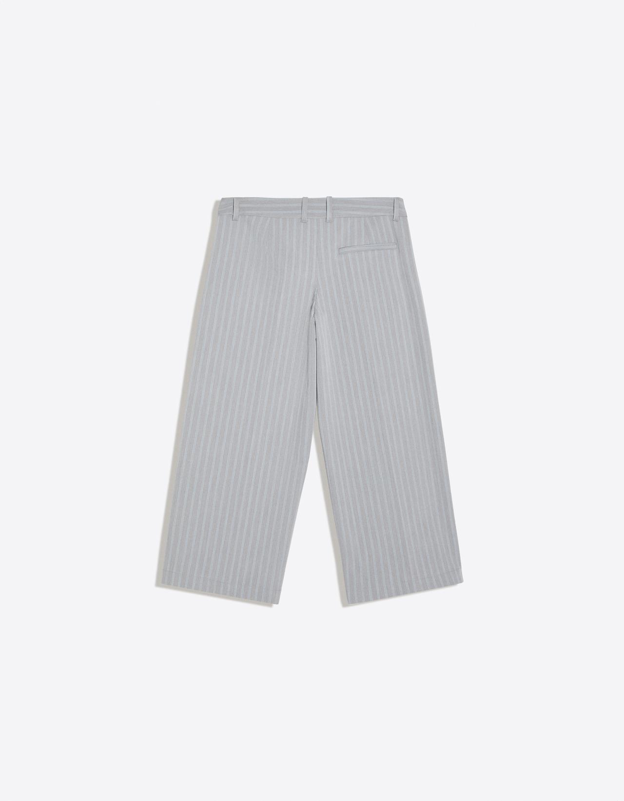 Straight-leg capris — Grey