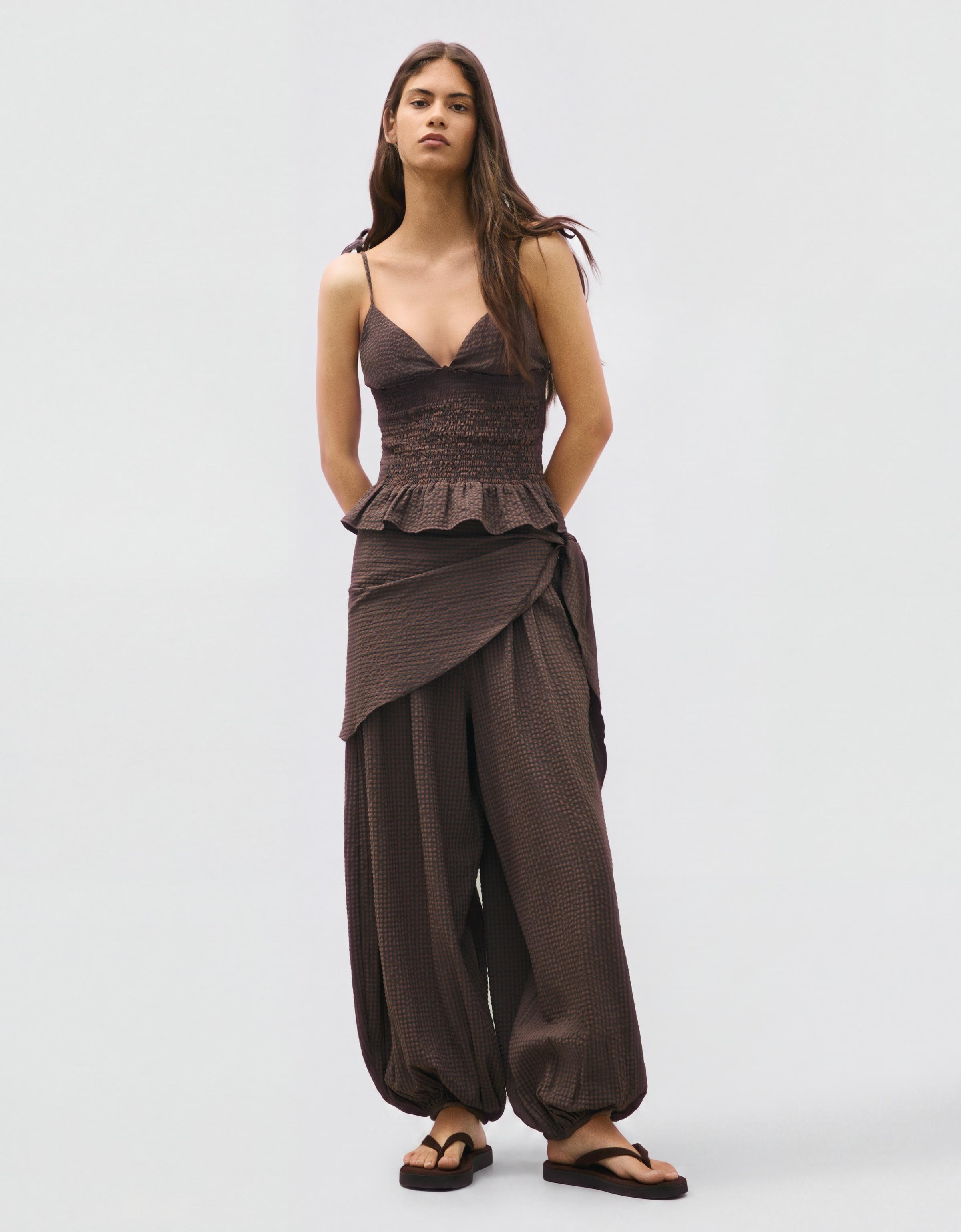 Smocked check strappy top — Brown
