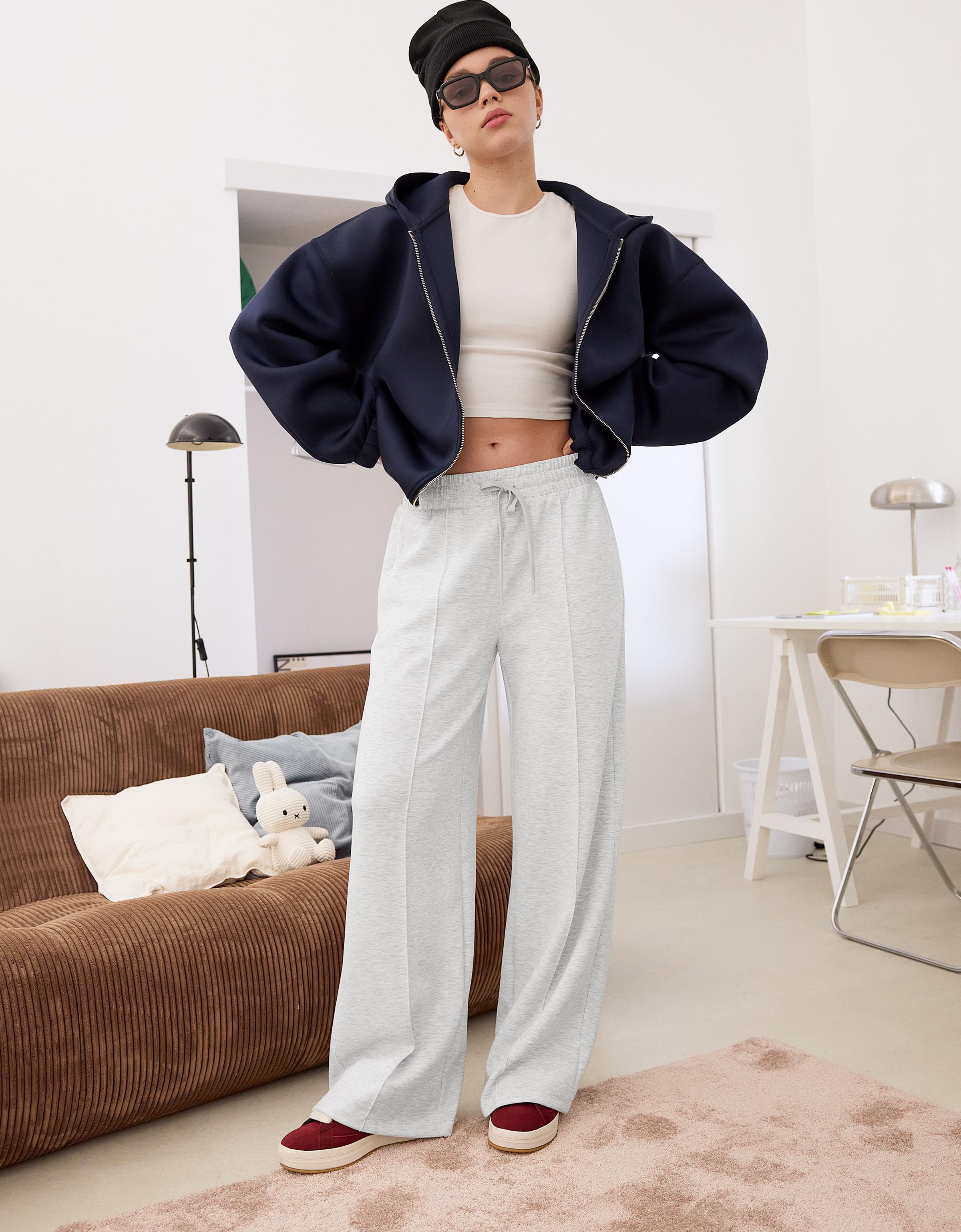 Bershka Wide Leg Hose Aus Plüsch Bskteen M Grau