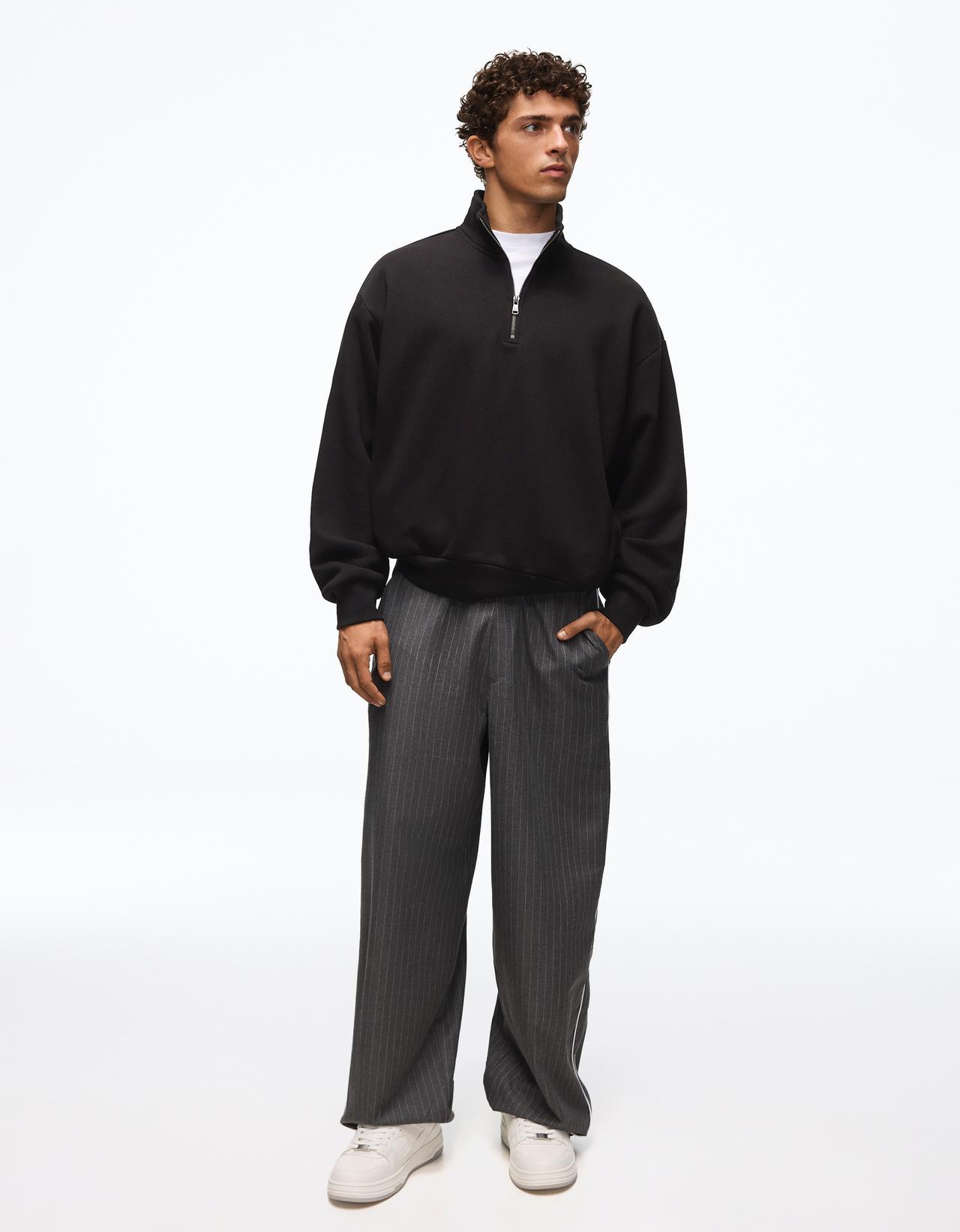 Half-length zip sweatshirt — Black