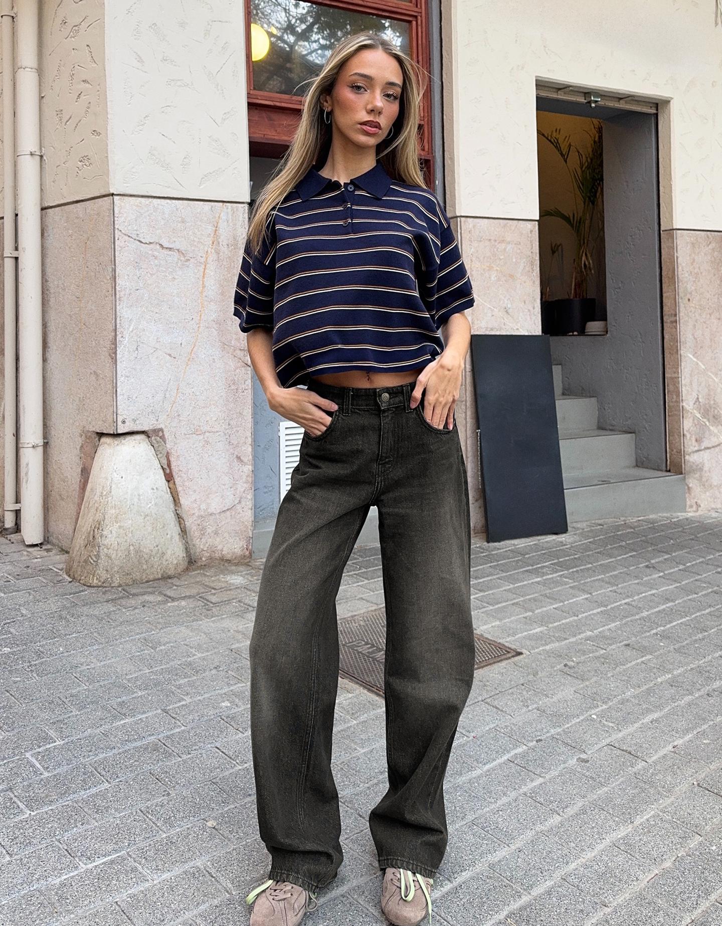 Bershka jeansy o kroju wide leg straight z wysokim stanem czarny