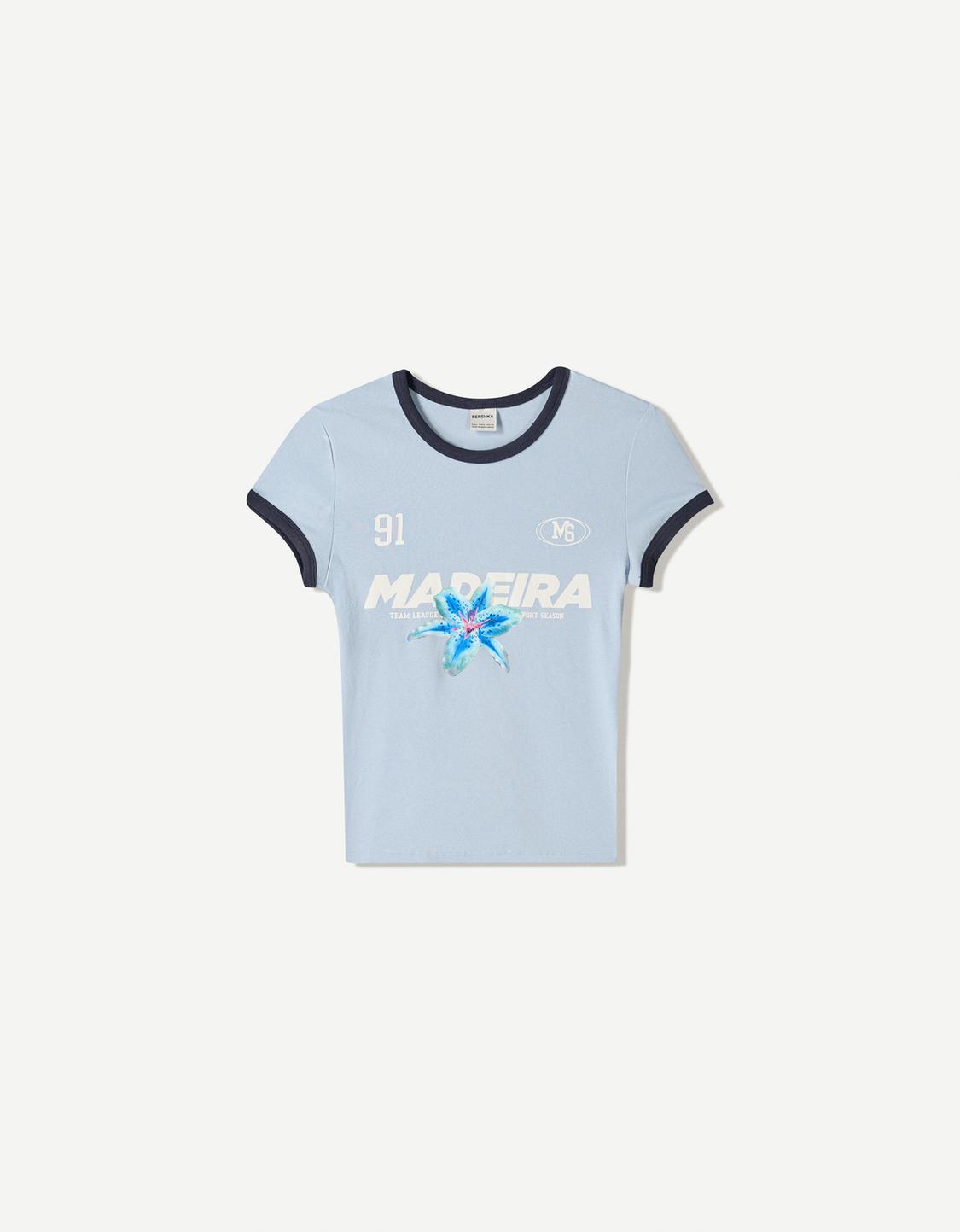 Short sleeve T-shirt with contrast print