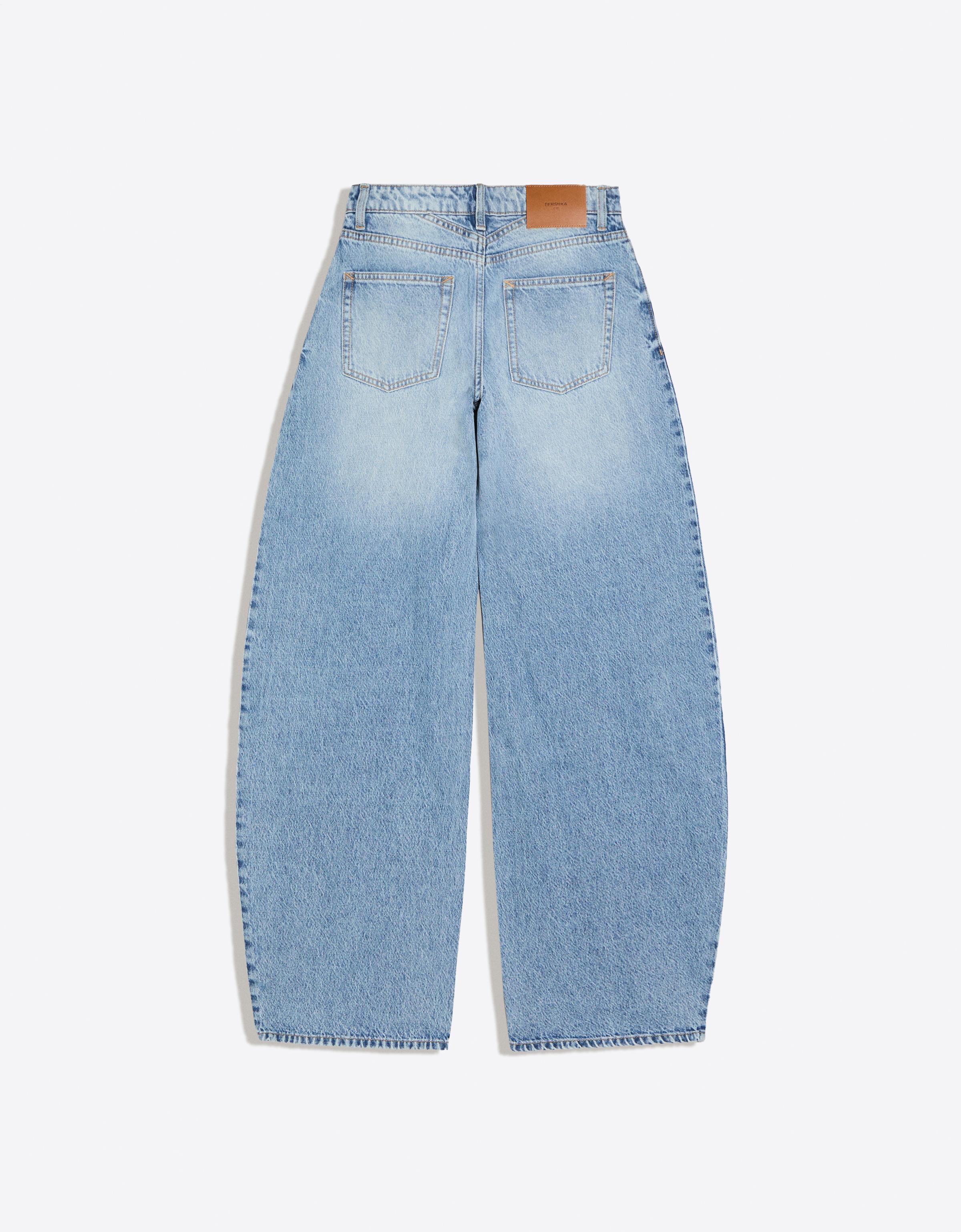 High-waist barrel jeans — Light blue