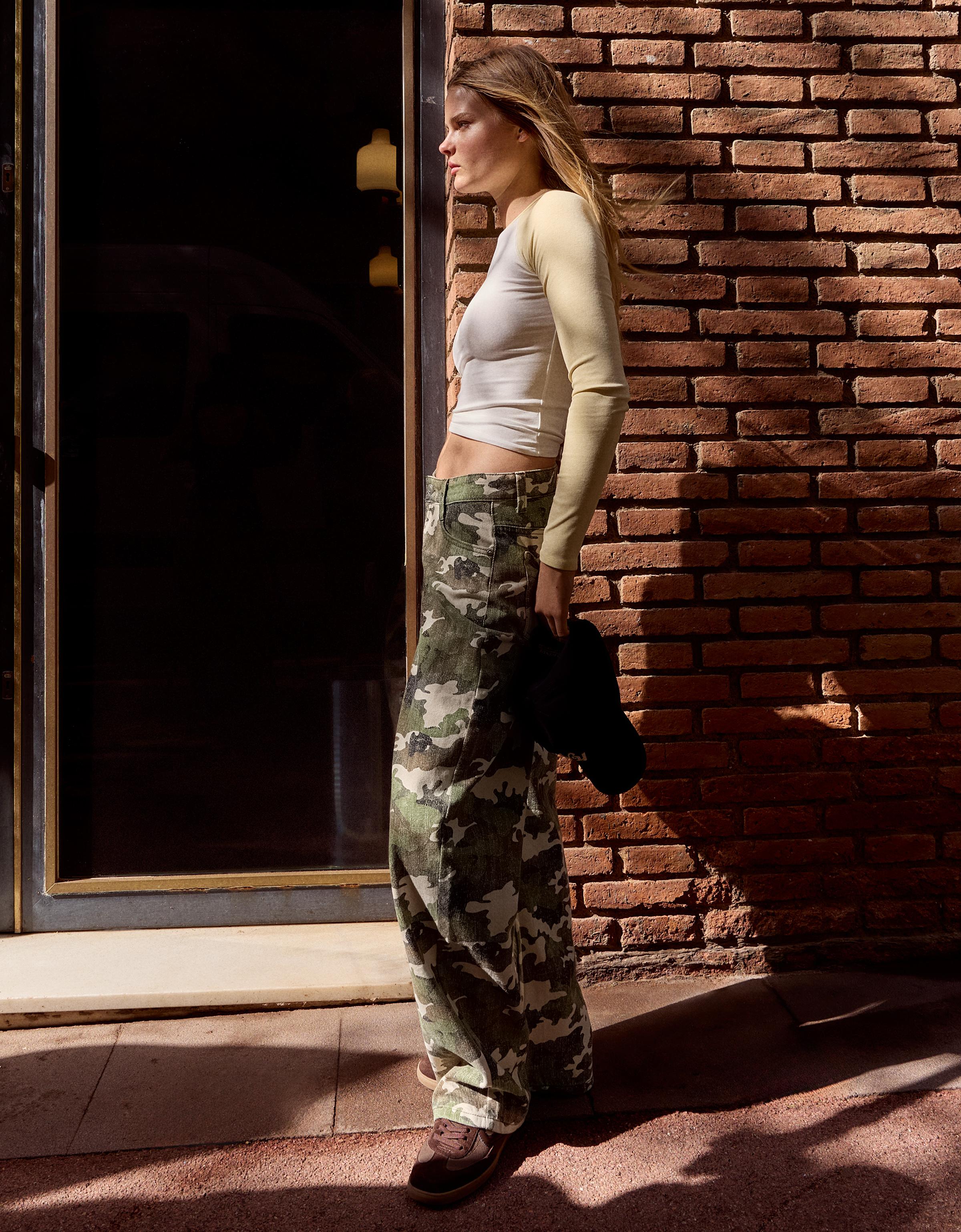 Low-rise baggy barrel jeans — Brown