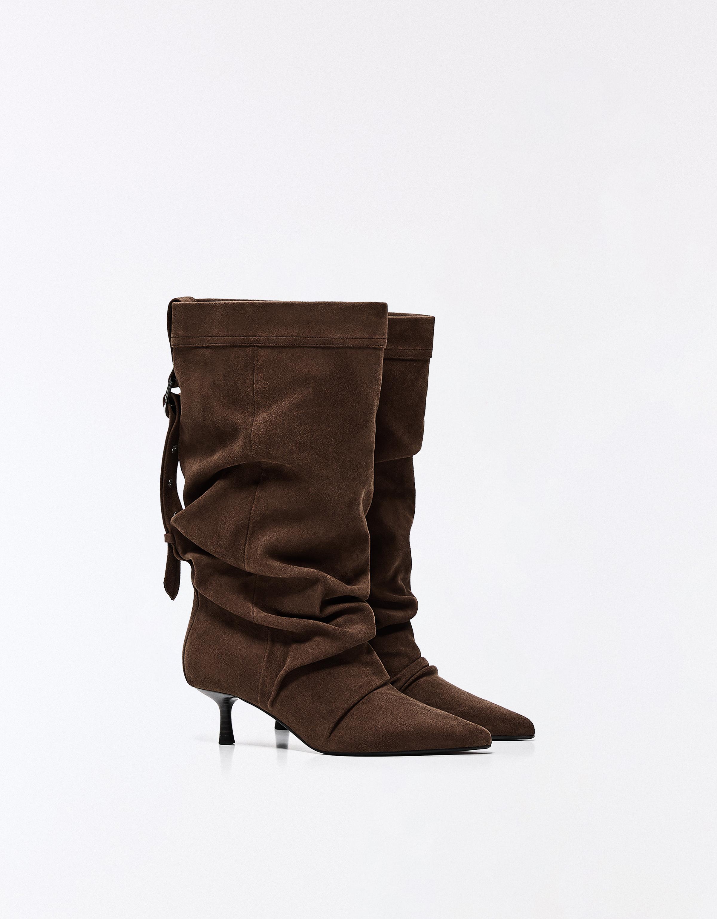 Bershka Botin Tacon Slouchy Mujer Marrón