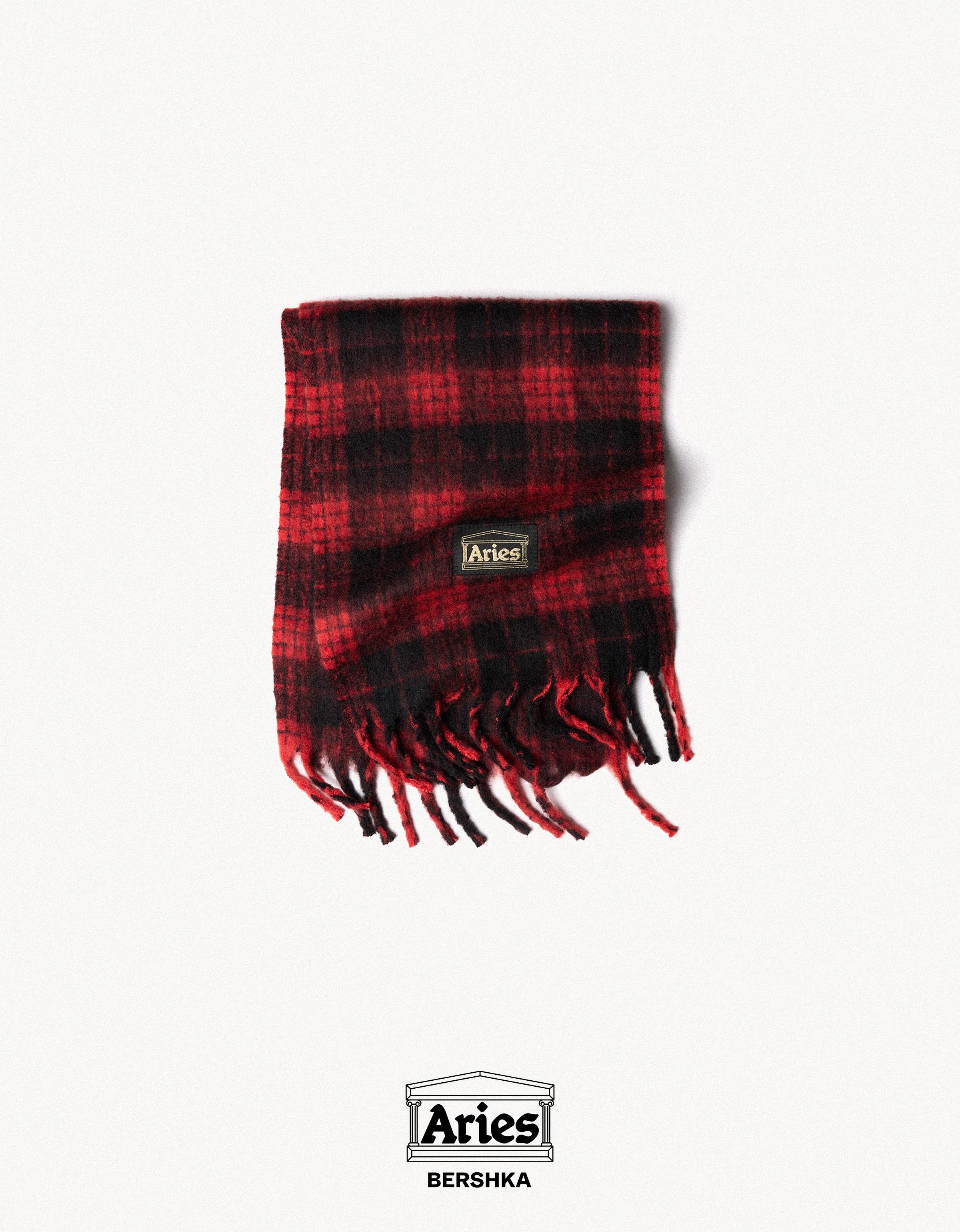 Bershka ARIES X BERSHKA ekose atkı görsel 6