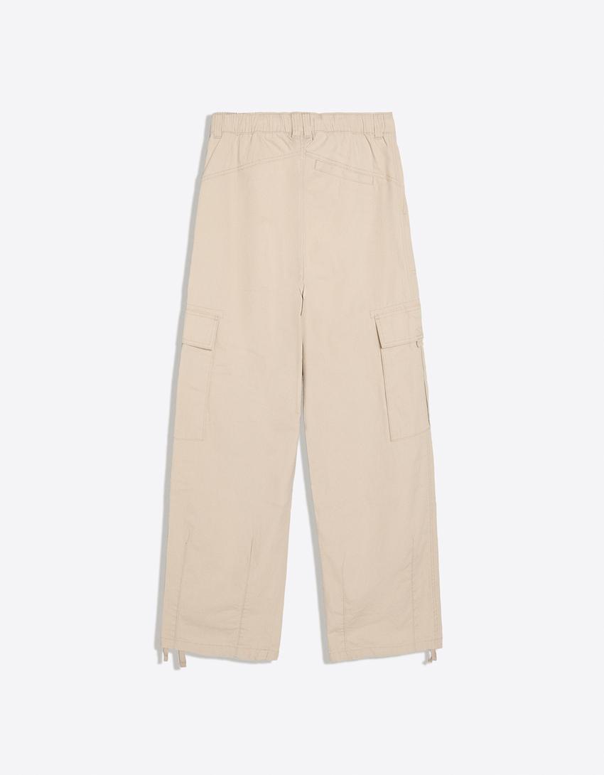 Spodnie cargo o kroju baggy-Piaskowy