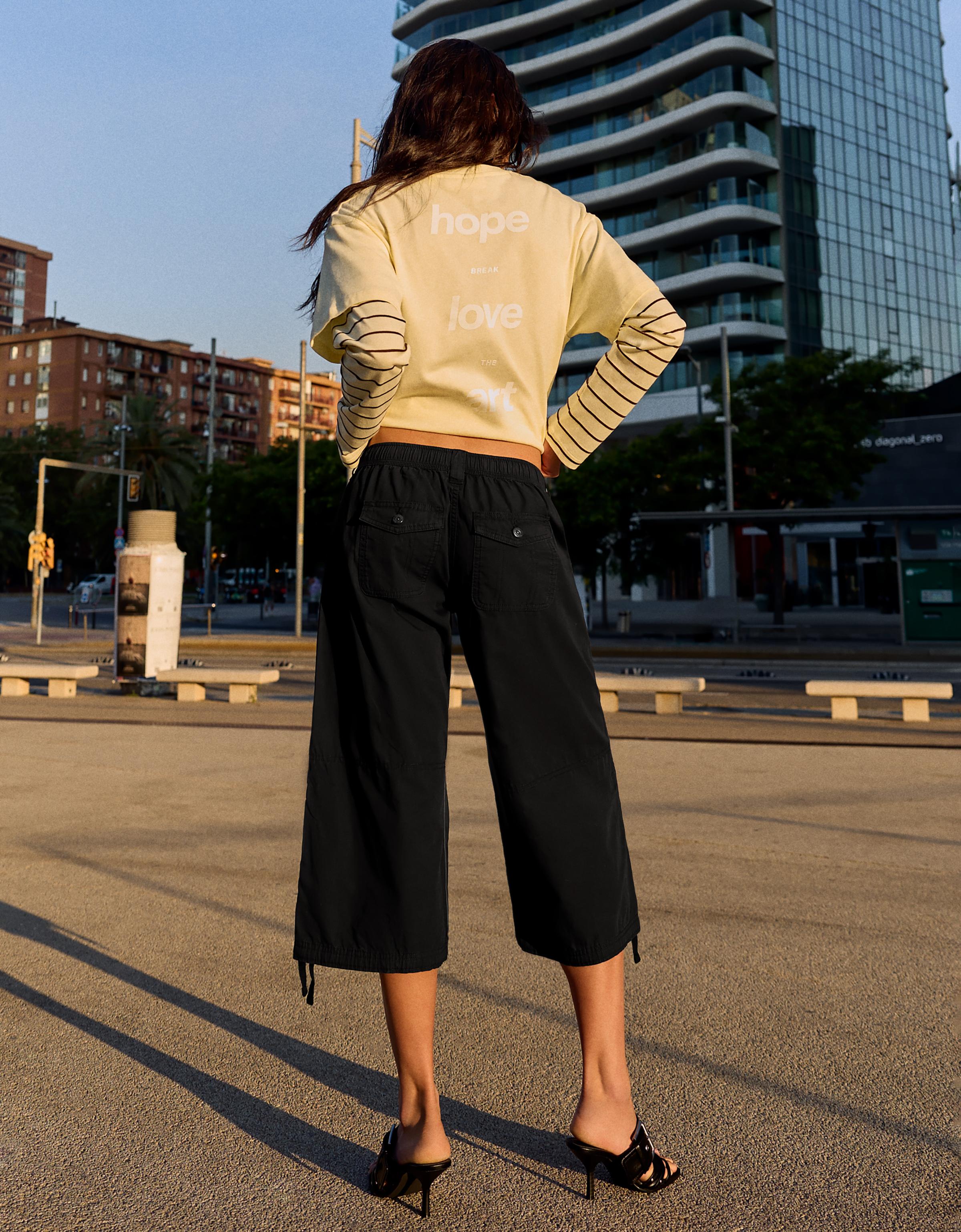 Capris — Black