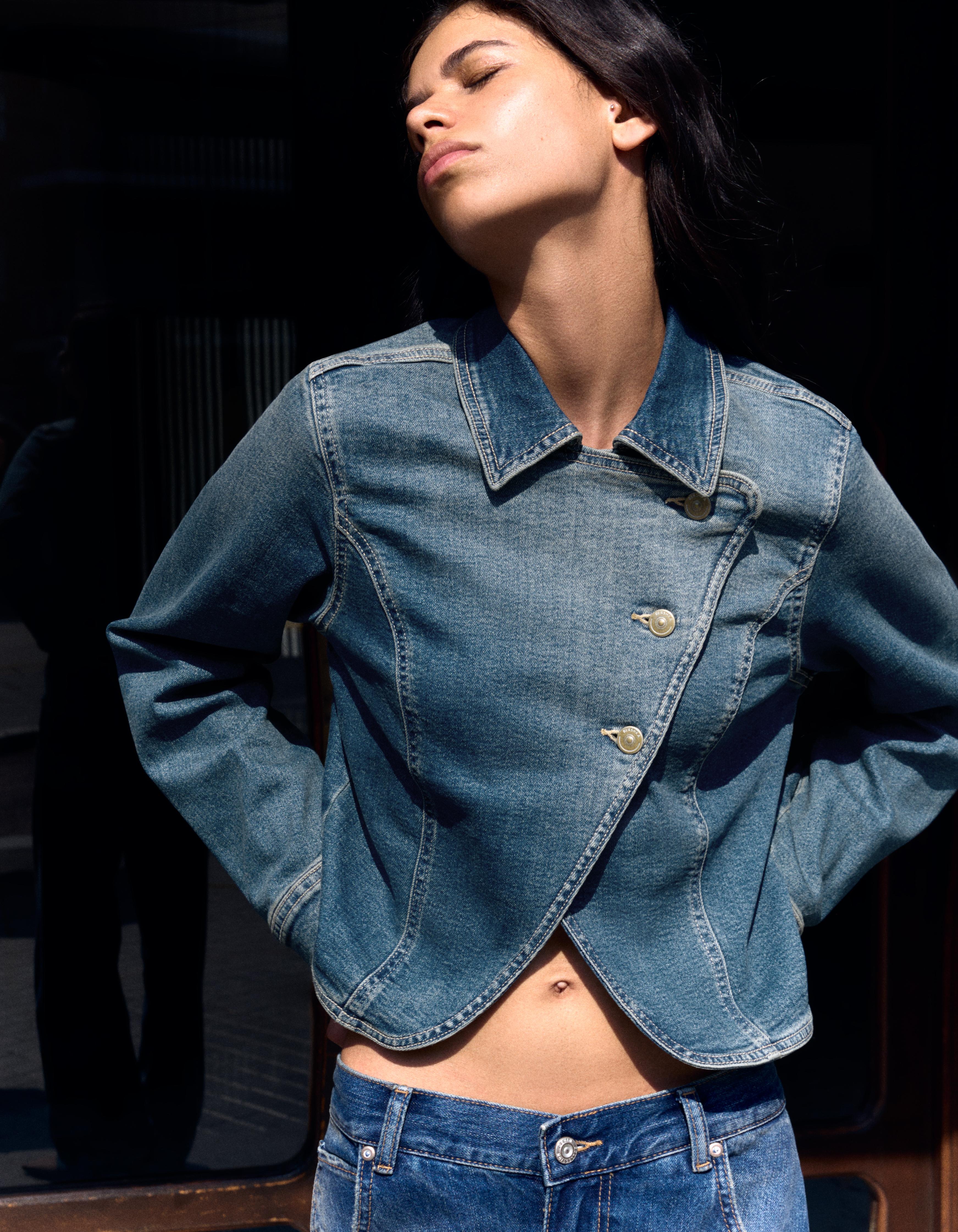 Asymmetric fitted denim jacket — Blue