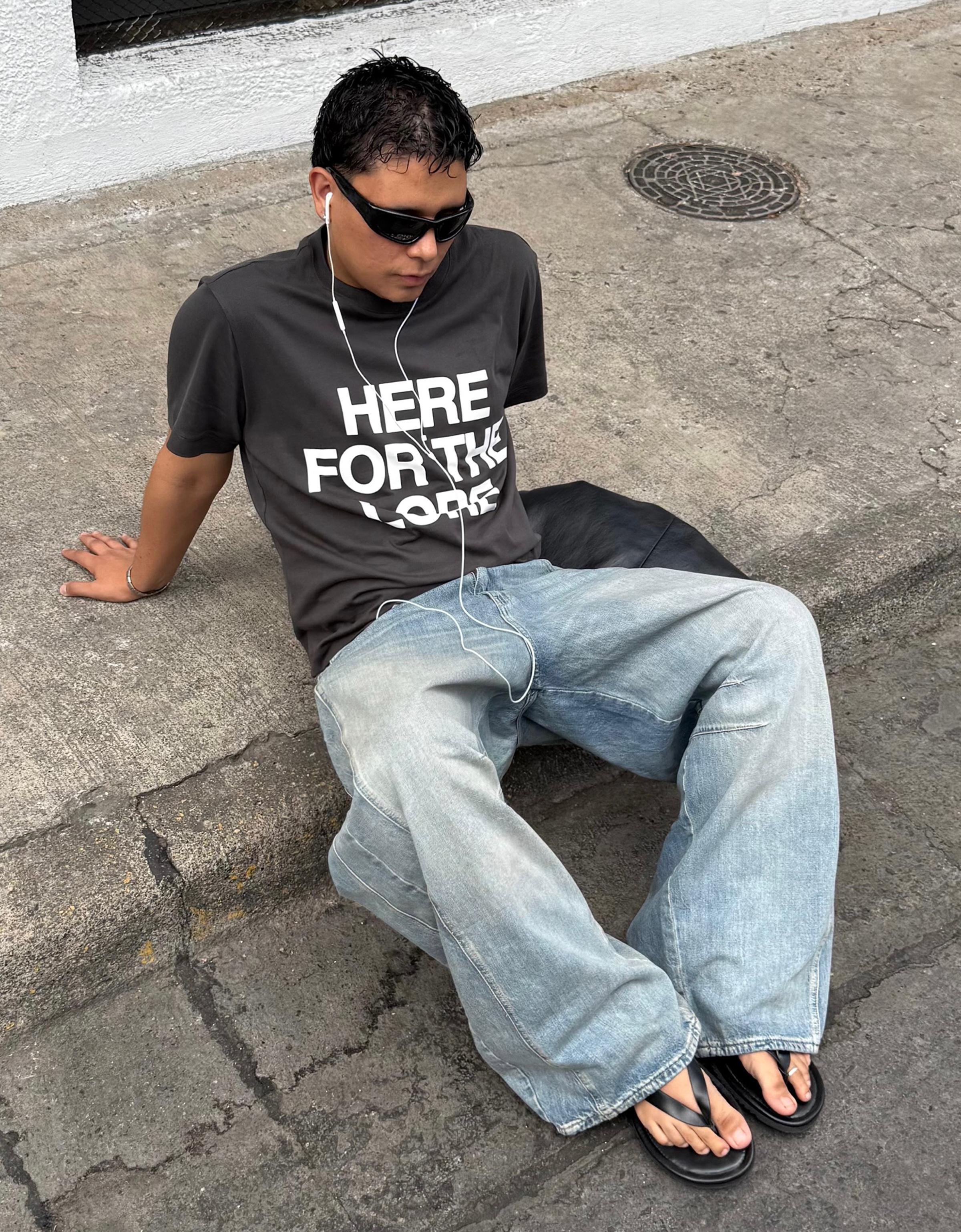 Small fit print T-shirt — Grey