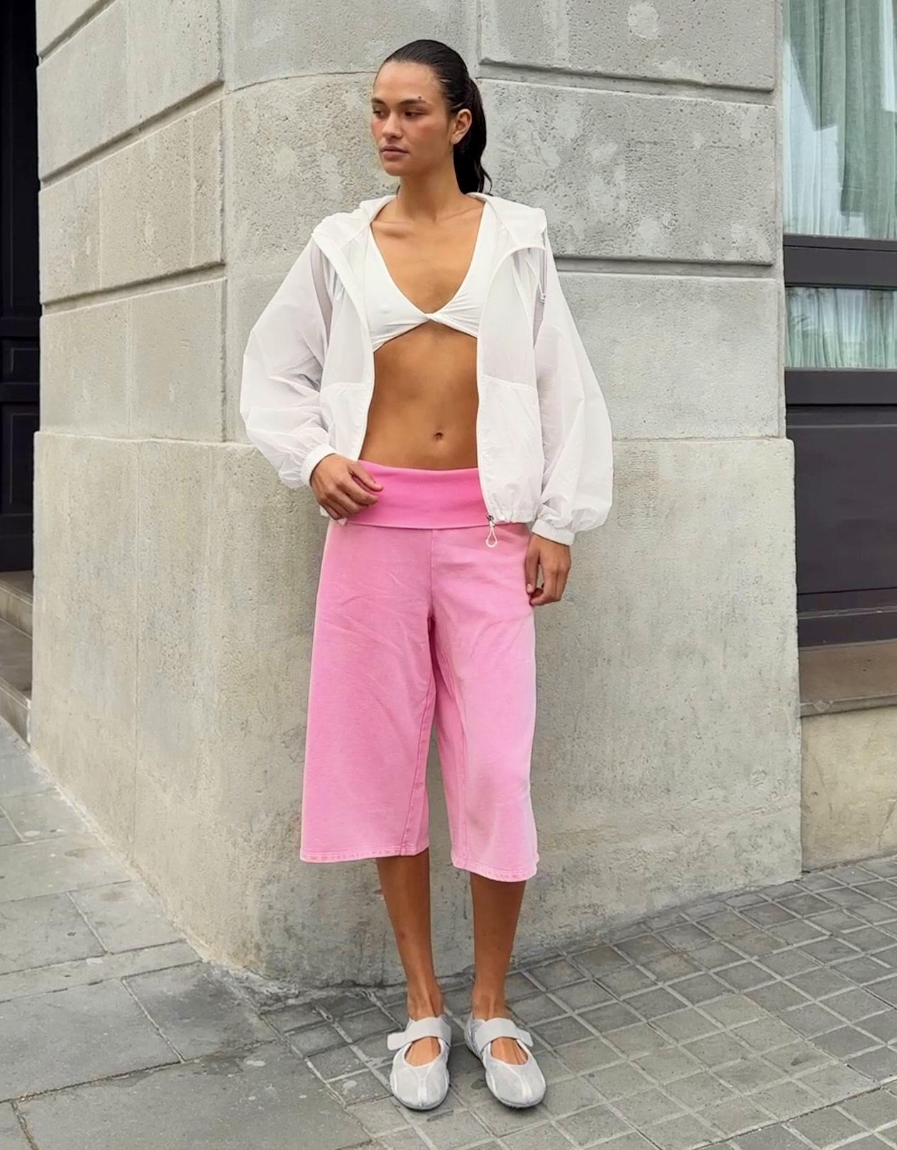 Yıkanmış görünümlü bermuda şort - Görsel 9