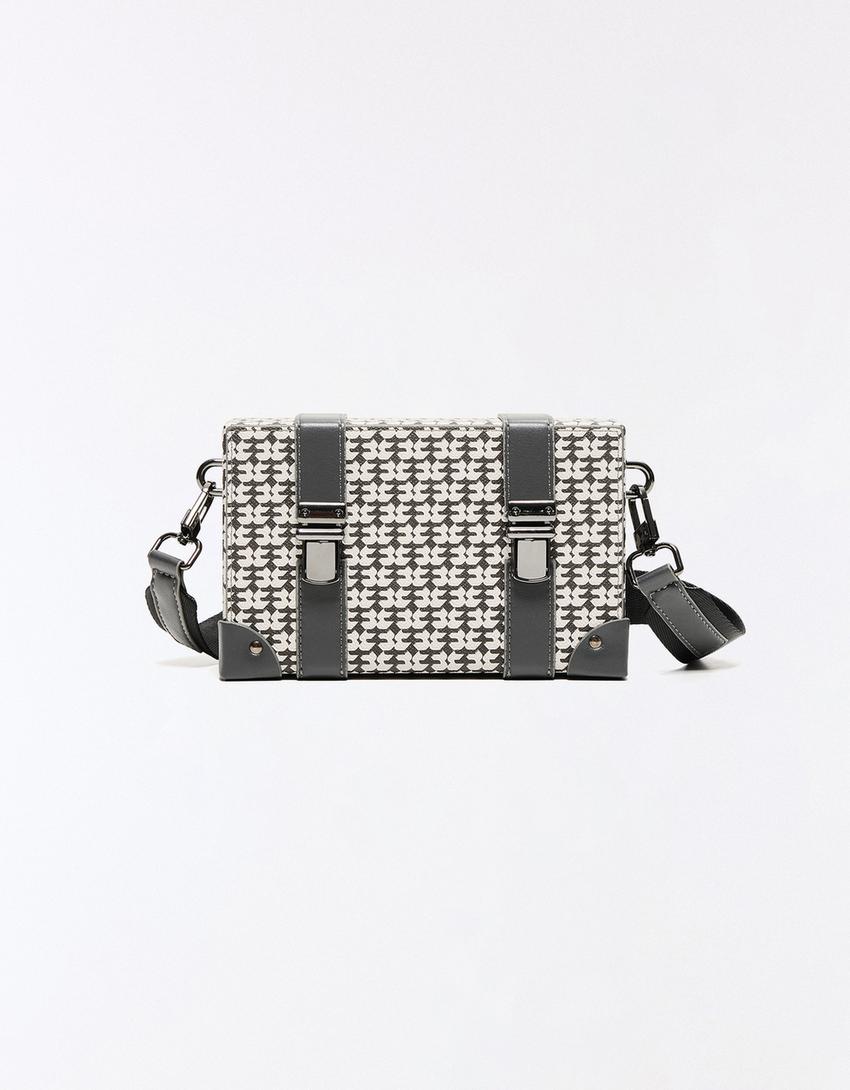 Box-Tasche mit Schnallen und Monogramm-Grau meliert