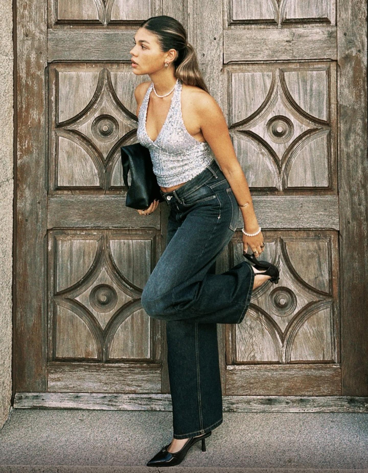 Bershka top halter drapowany z cekinami srebrny