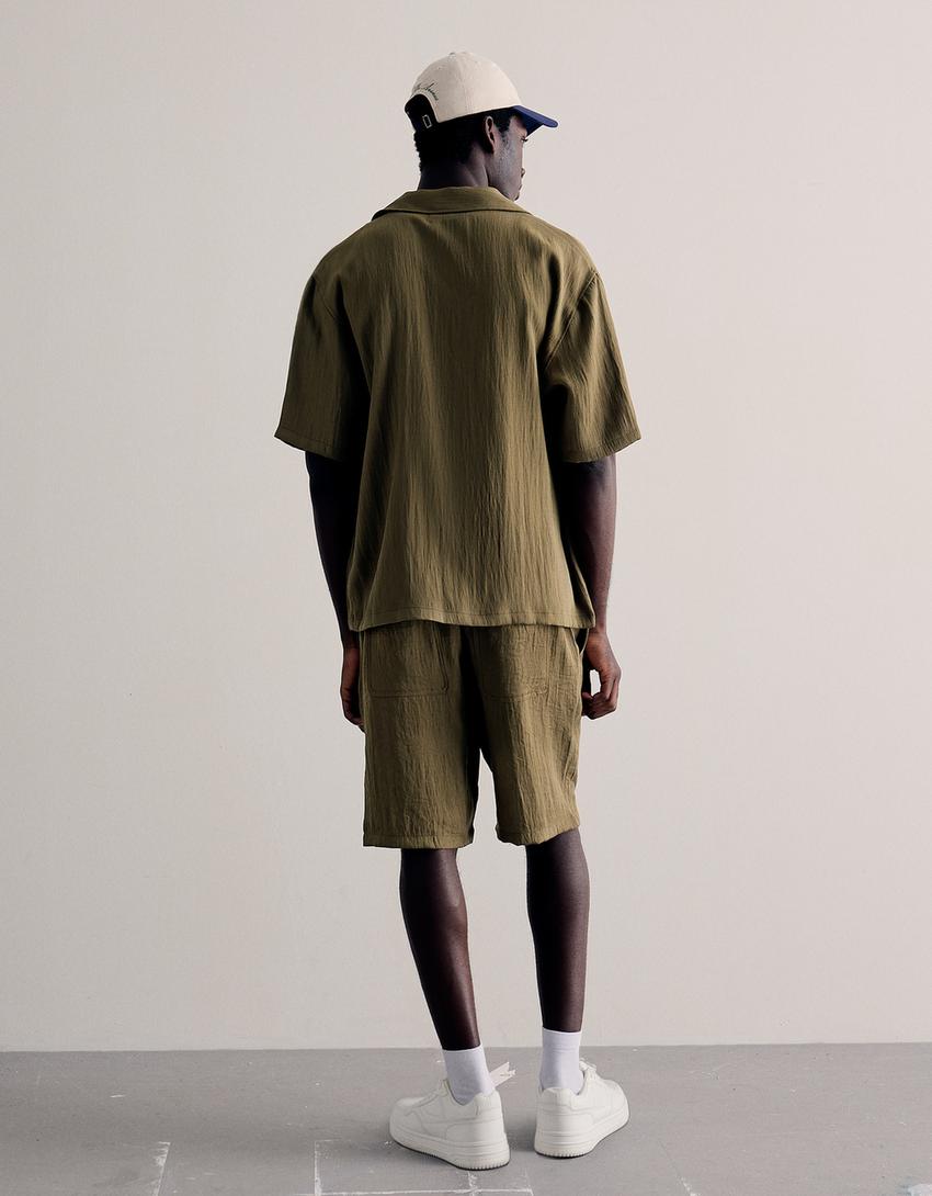 Rustic jogger Bermuda shorts-Khaki