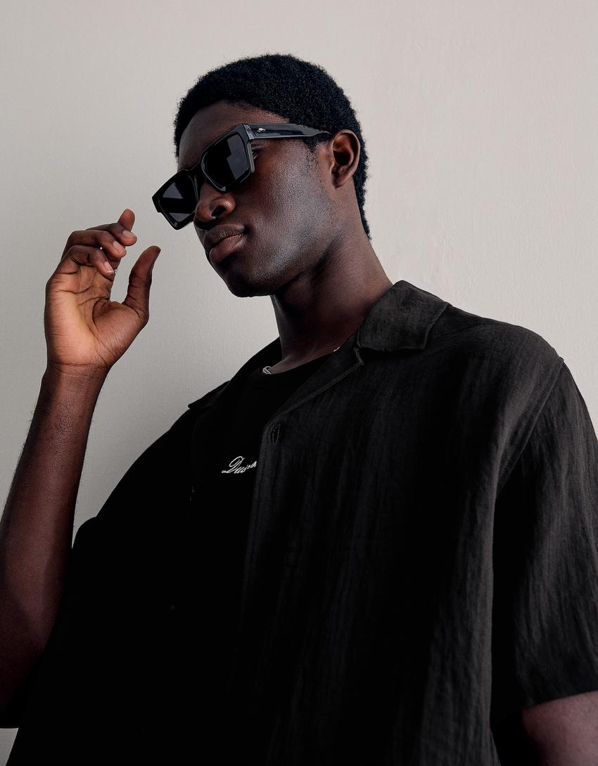 Short sleeve rustic shirt-Black