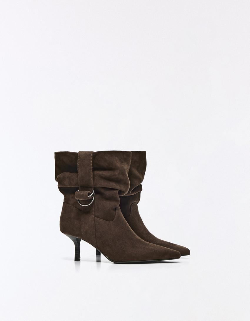 SLOUCHY HEELED ANKLE BOOTS WITH BUCKLE-Темно-серый