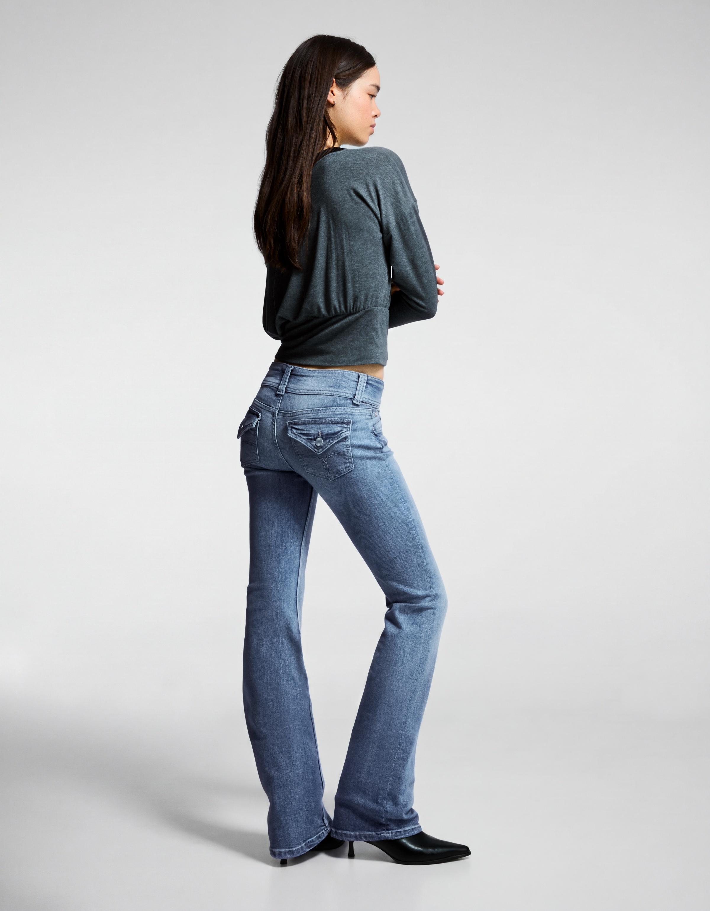 Low-rise boot-cut jeans — Light blue
