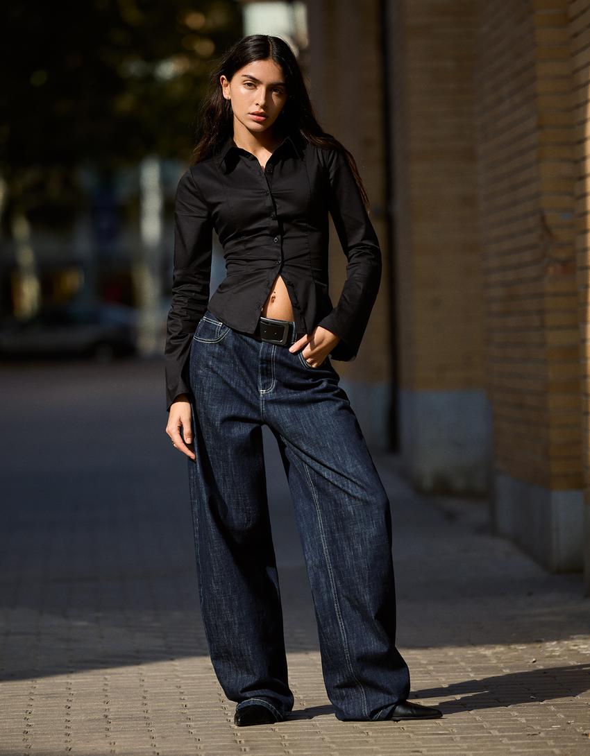 Camisa justa manga flare-Preto