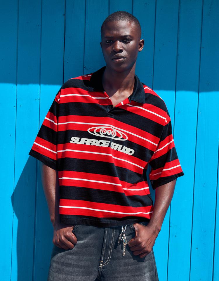 Kısa kollu çizgili işlemeli polo