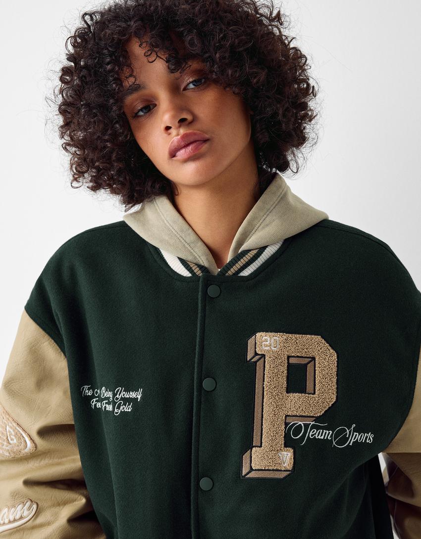 جاكيت جامعي لباد بملمس بارز وأكمام جلد صناعي-أخضر-2