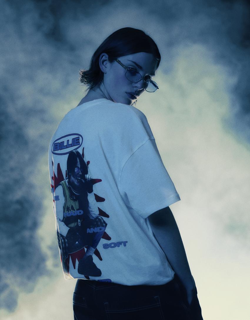 Billie Eilish desenli kısa kollu t-shirt-Kirli beyaz