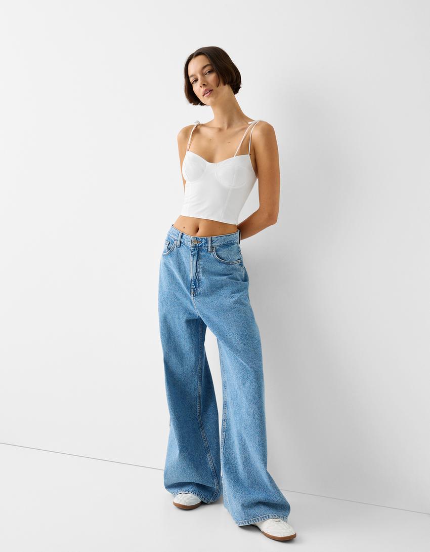 توب قصير مع حمالات-أبيض-3