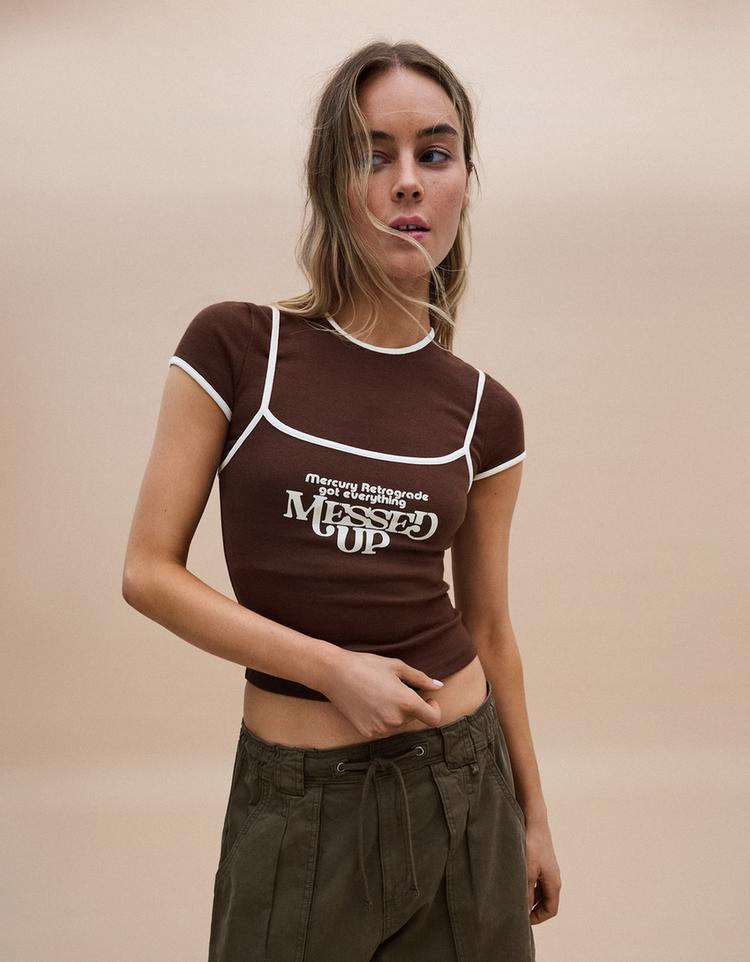 Contrast print double short sleeve T-shirt — Brown