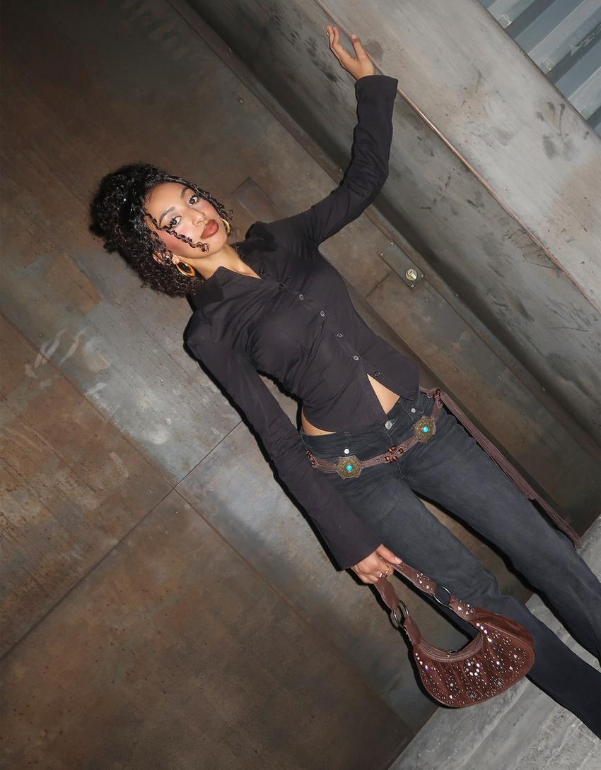 Fitted shirt with flared sleeves-Black
