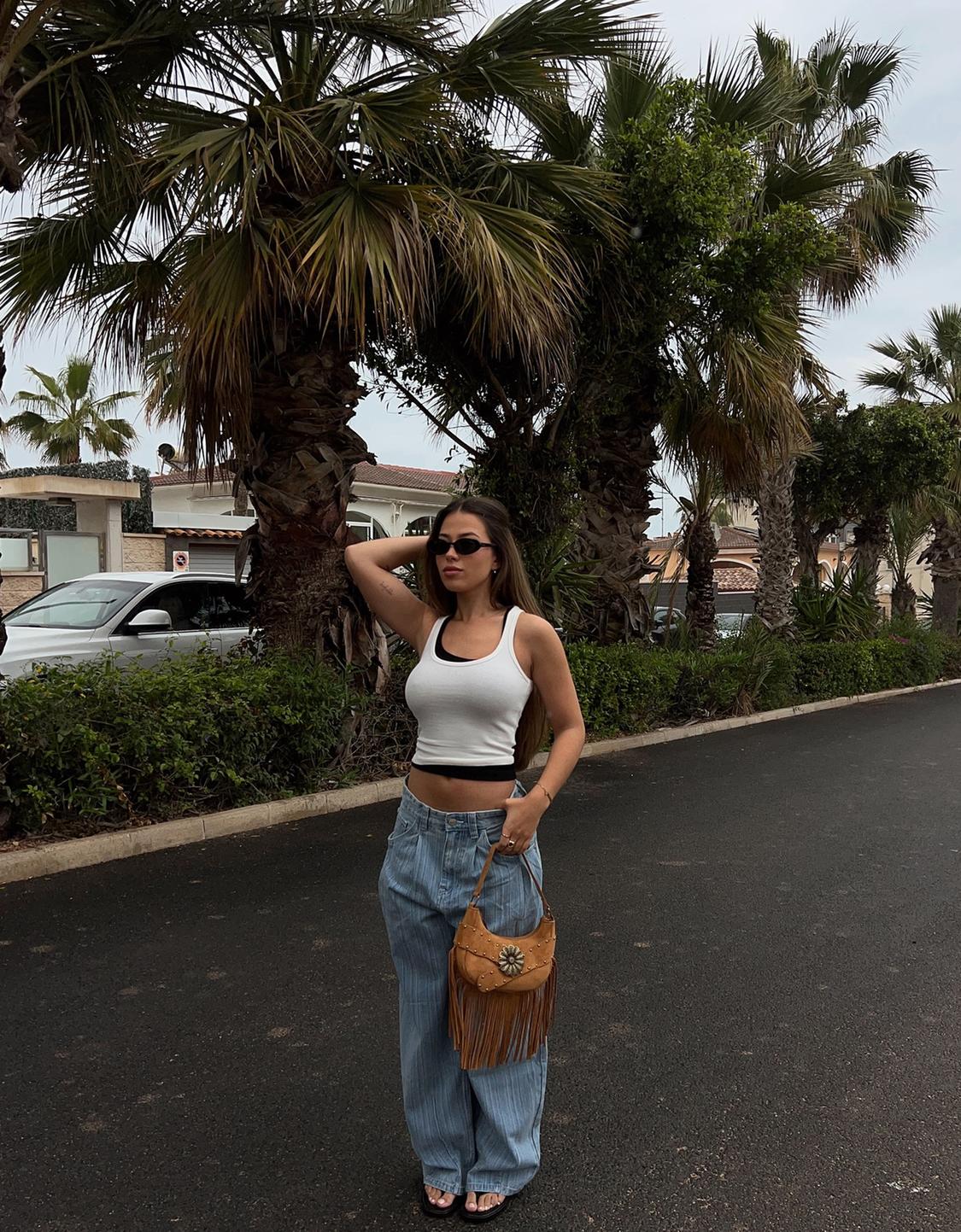 Sleeveless ribbed T-shirt