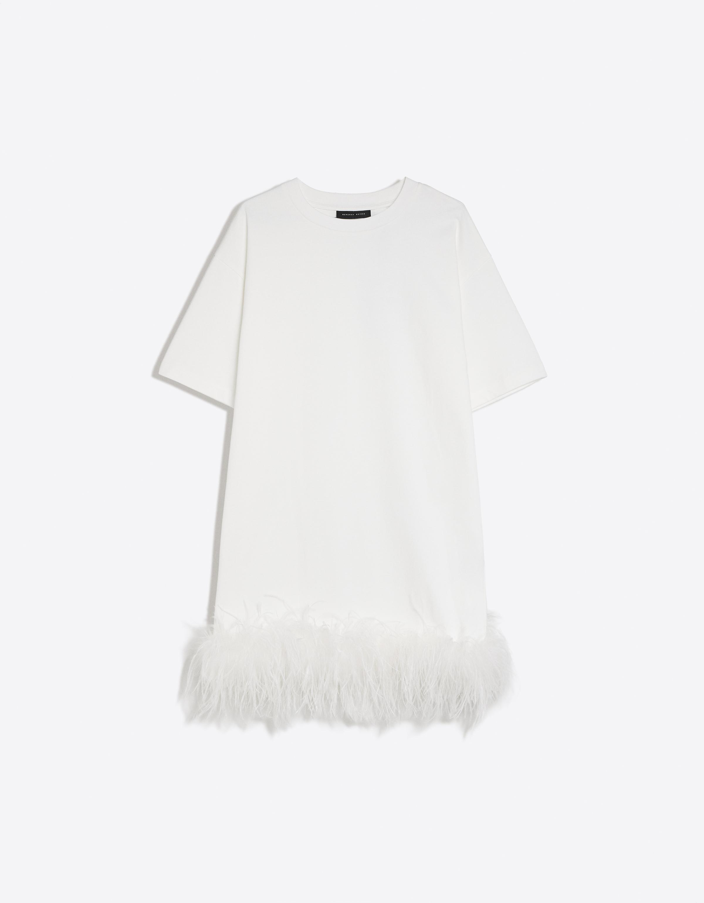 Vestido mini plumas