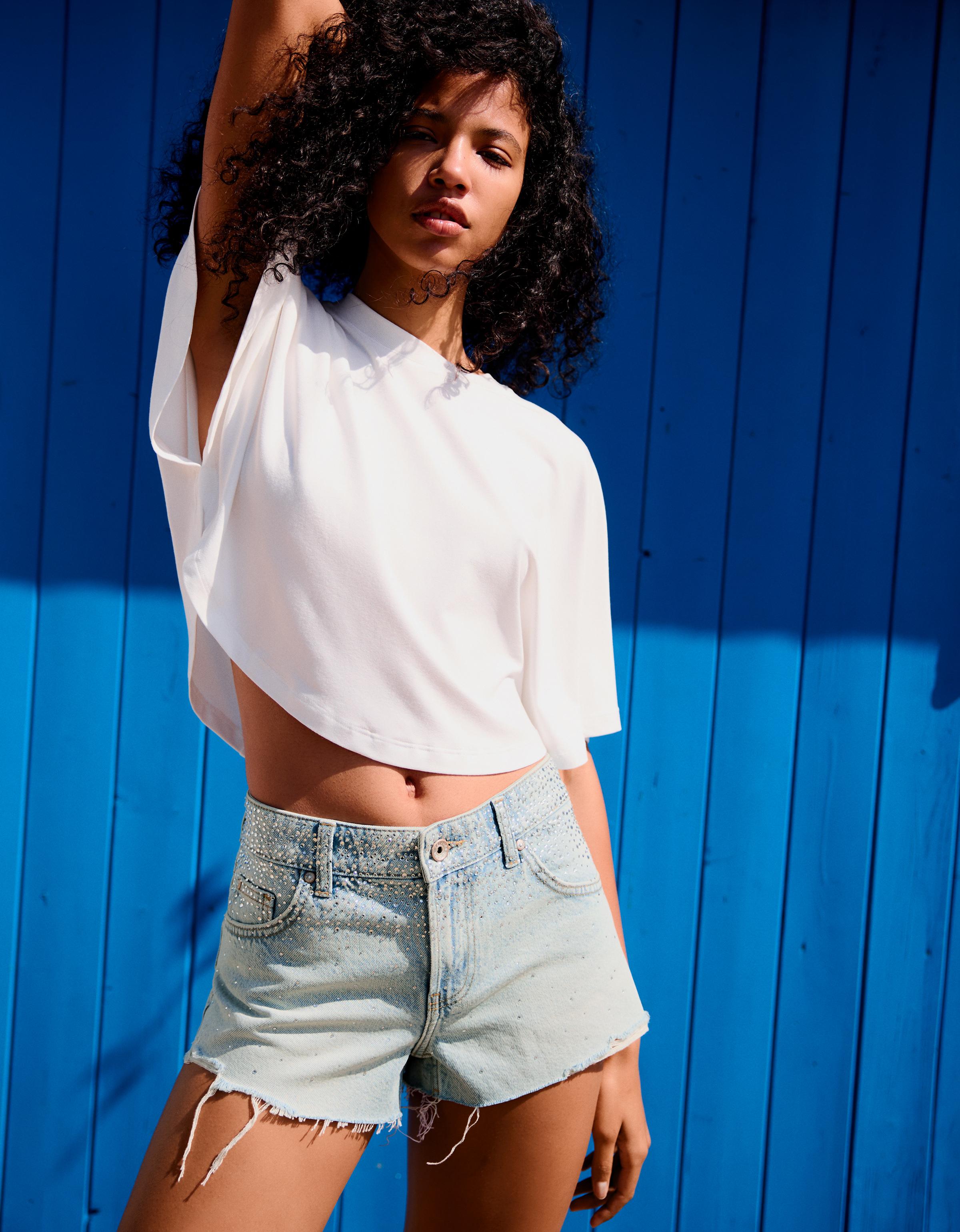 Shimmery denim shorts — Light blue