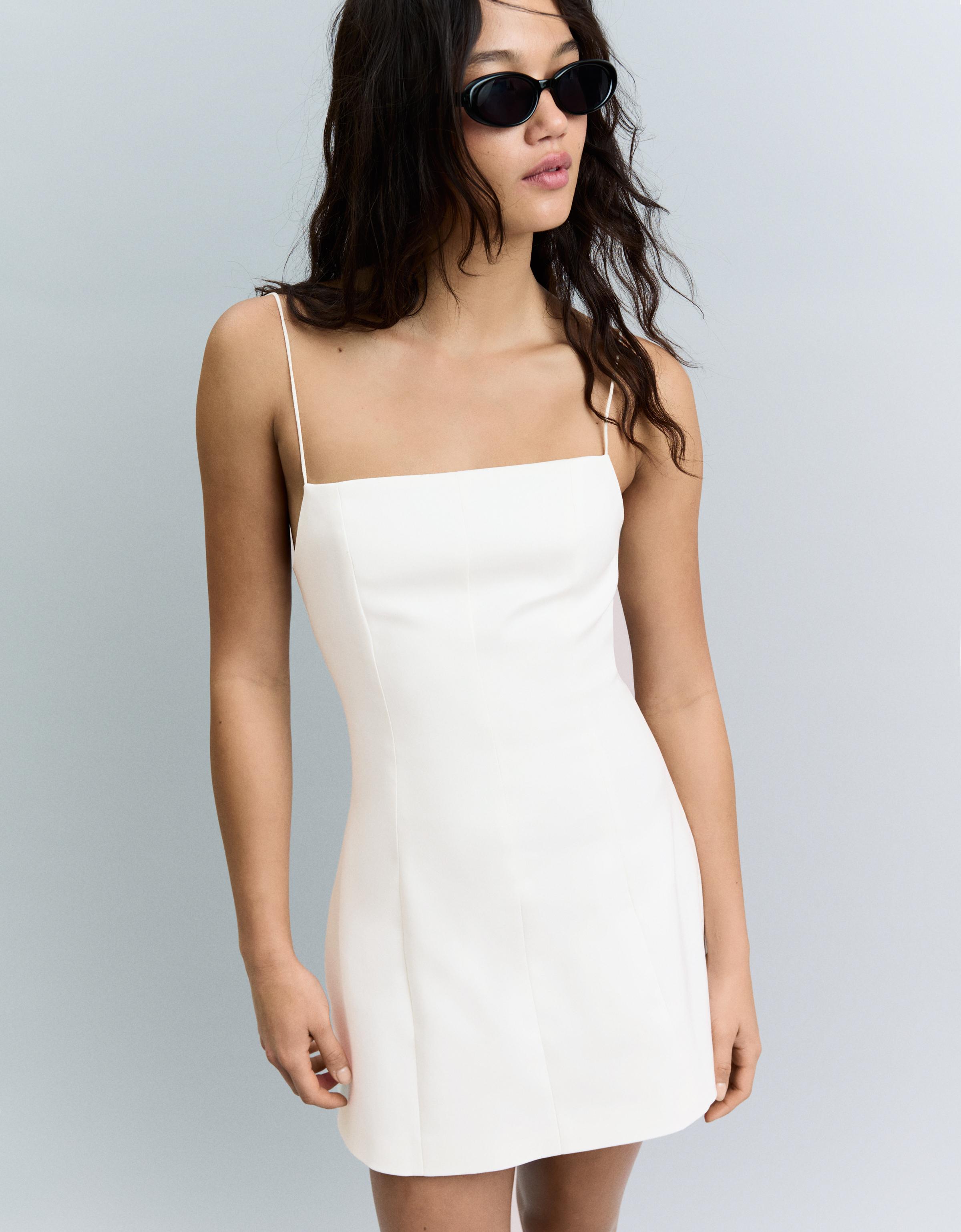 Sırtı bağcıklı mini elbise - Görsel 36